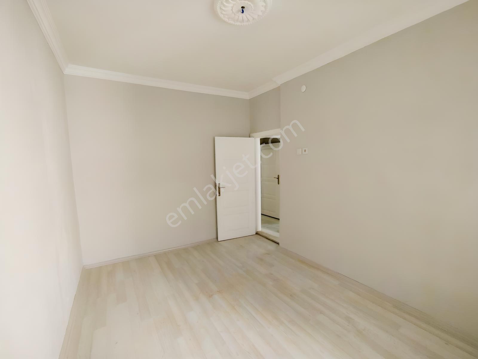 Bahadan Konevinde Merkezi Yerde Hesaplı Satılık 3+ Daire — fotoğraf 16