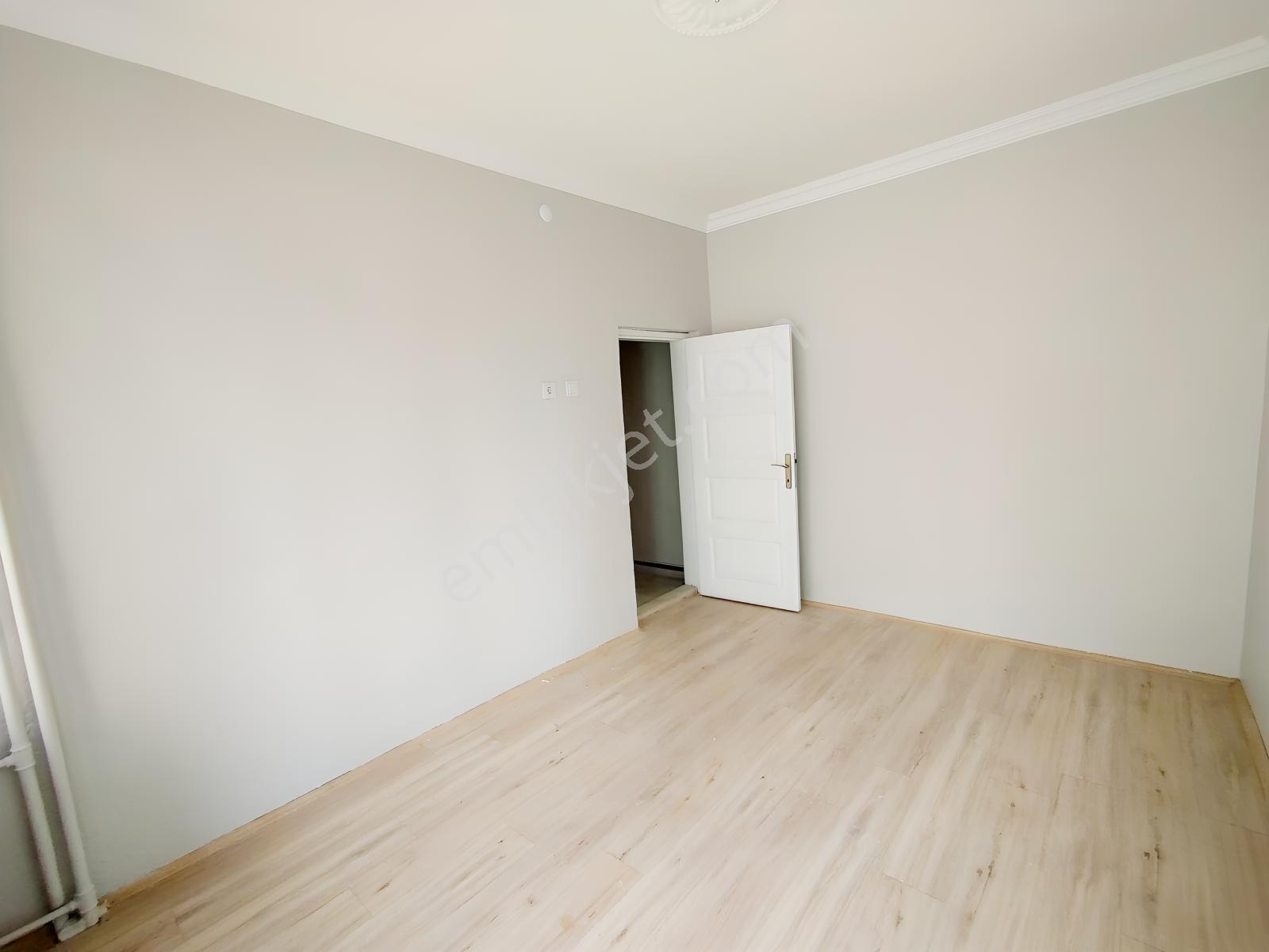 Bahadan Konevinde Merkezi Yerde Hesaplı Satılık 3+ Daire — fotoğraf 22