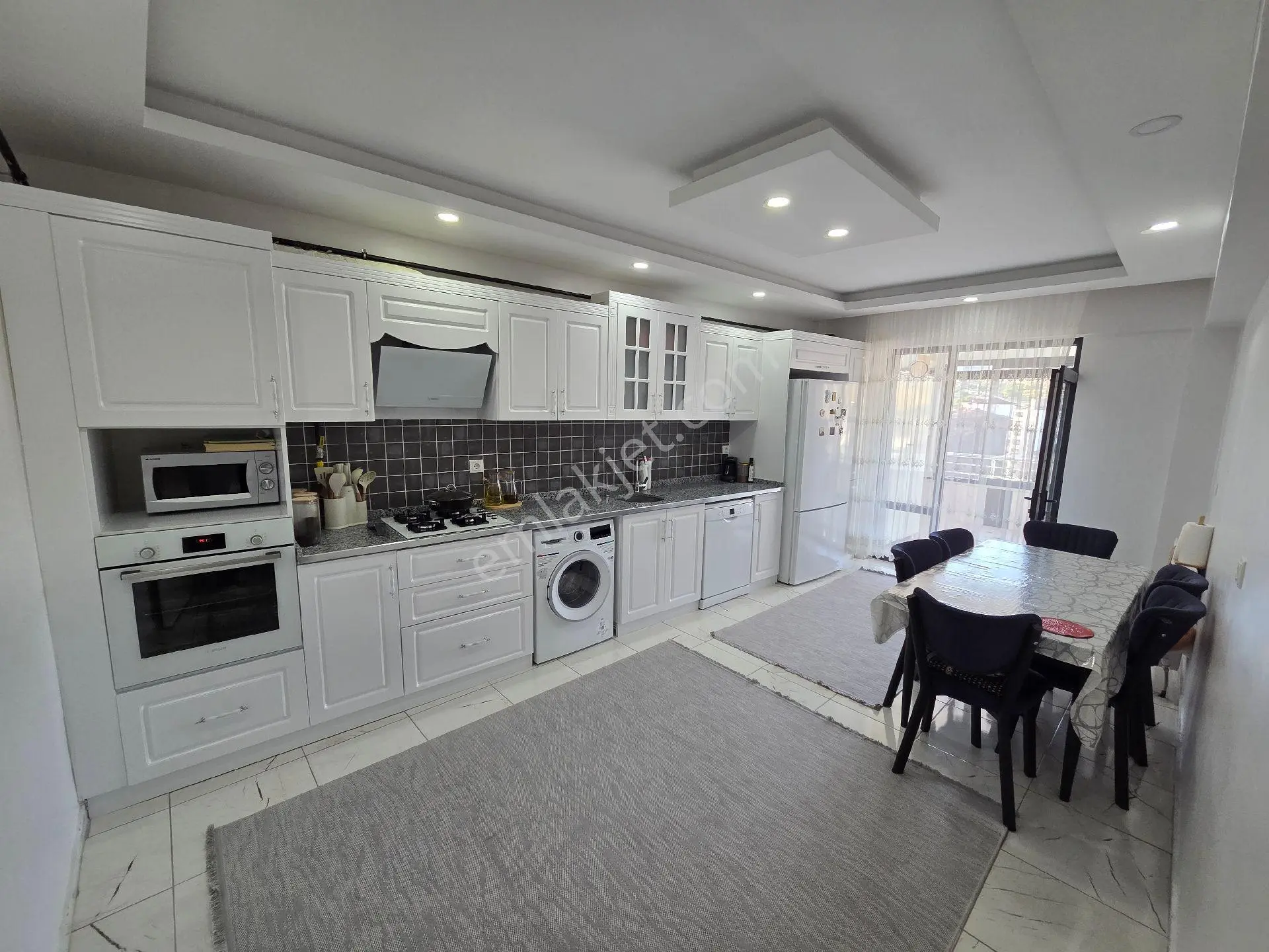 Doğukan Real Estate | Üniversite Mahallesi'nde 4+1 | 195 M² | Şehir Manzaralı | 3 Yıllık Lüks Daire — fotoğraf 2