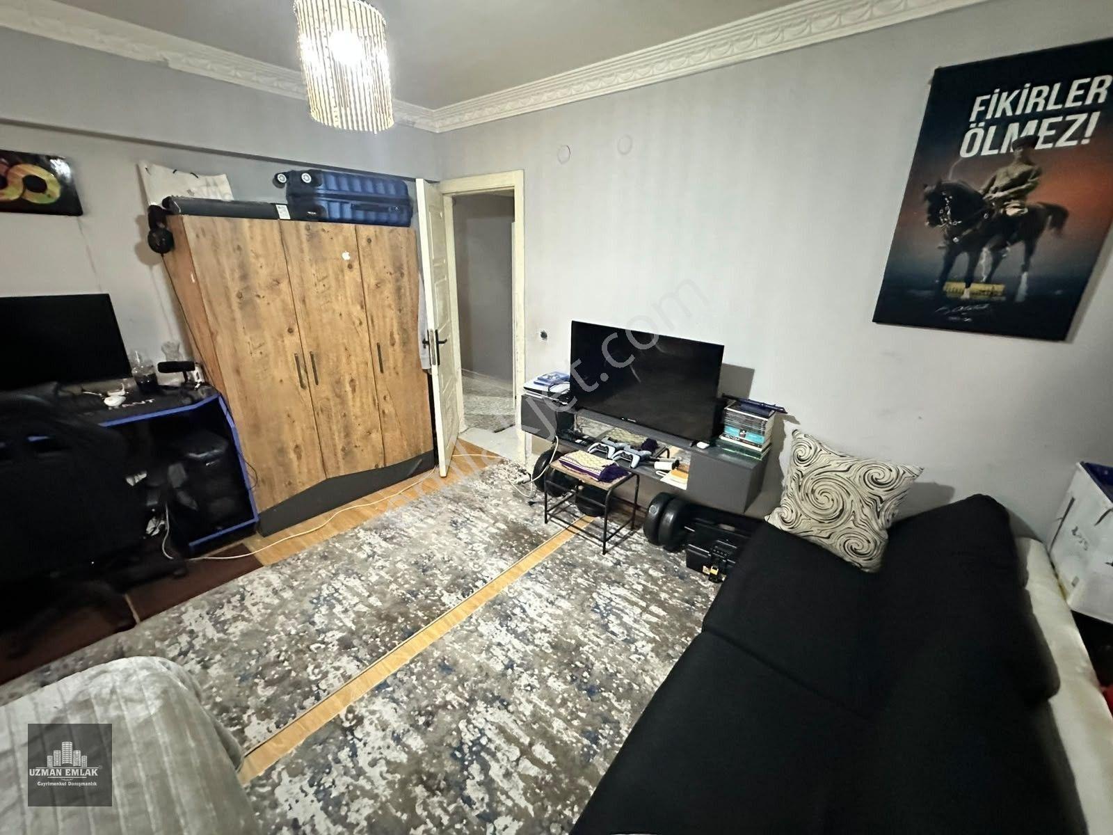 Uzman Emlak Ofisinden Esertepe Mh.de Katta Bağımsız E.banyolu 4+1 Daire — fotoğraf 11