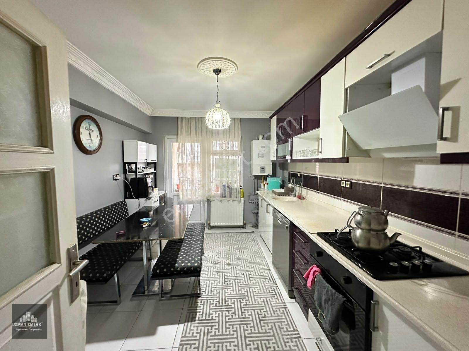 Uzman Emlak Ofisinden Esertepe Mh.de Katta Bağımsız E.banyolu 4+1 Daire — fotoğraf 16
