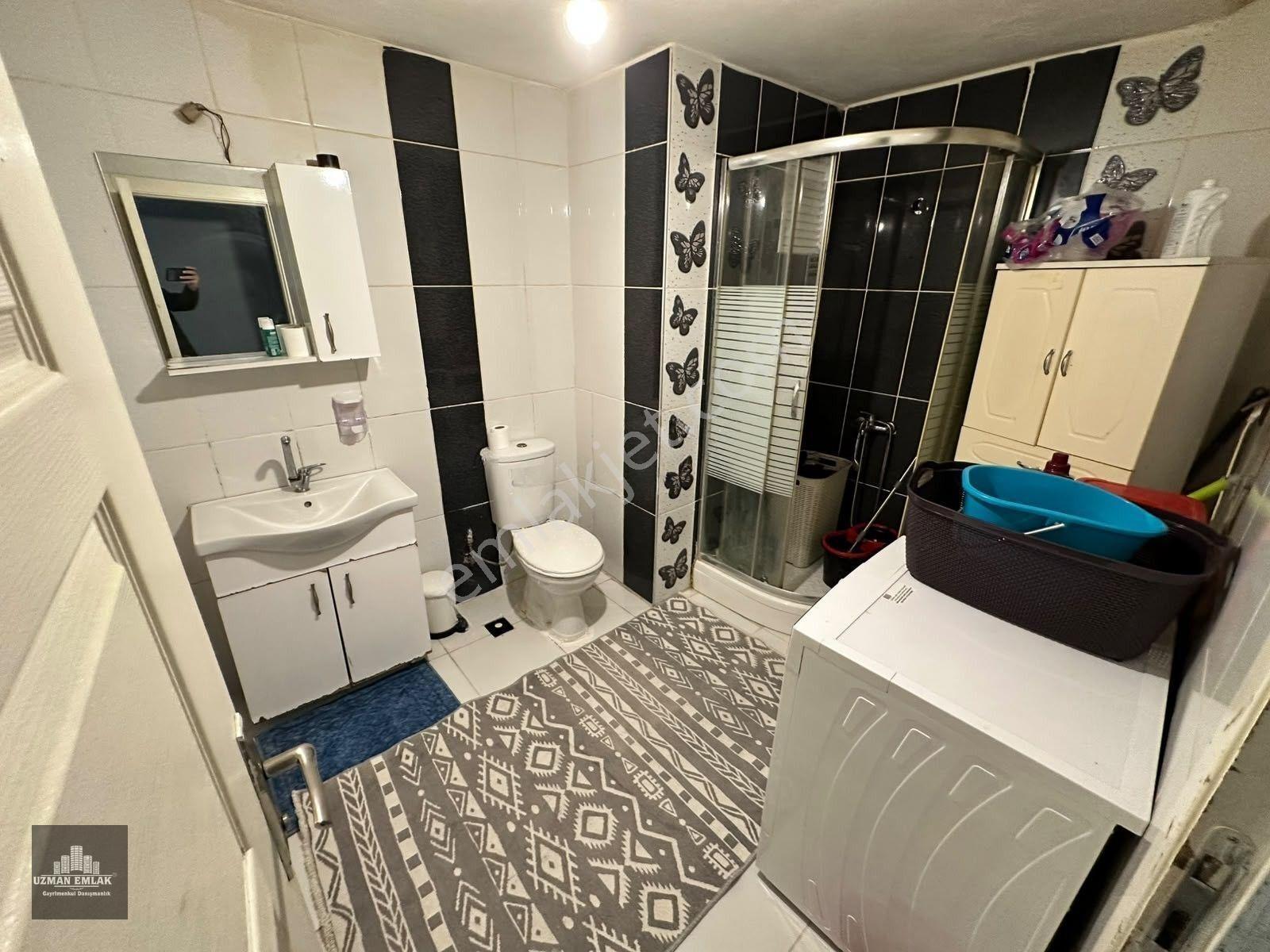 Uzman Emlak Ofisinden Esertepe Mh.de Katta Bağımsız E.banyolu 4+1 Daire — fotoğraf 17