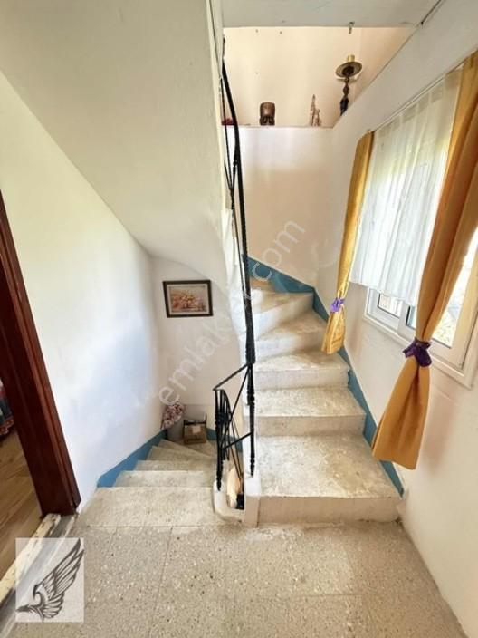 Seferihisar Ulamış'ta 2.332m² İçerisinde Ruhsatlı Müstakil Ev — fotoğraf 23