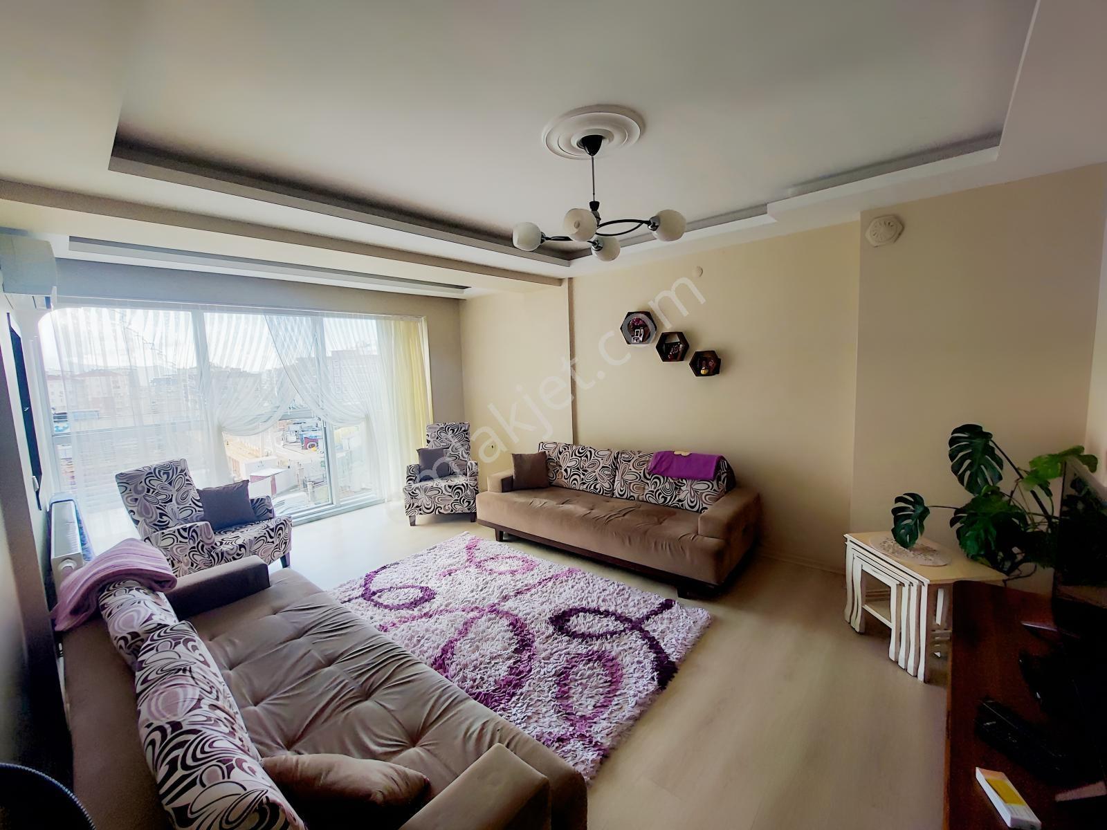 Acil Metro İstasyonu Karşısı D.gazlı Ebeveyn Banyolu 120m2 3+1 — fotoğraf 4