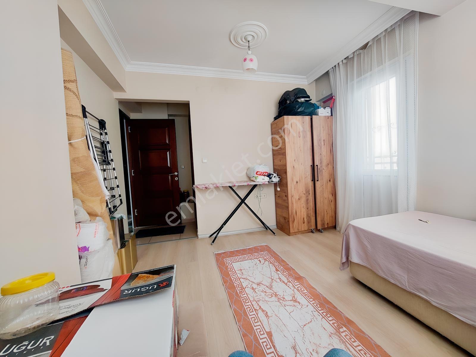 Acil Metro İstasyonu Karşısı D.gazlı Ebeveyn Banyolu 120m2 3+1 — fotoğraf 16