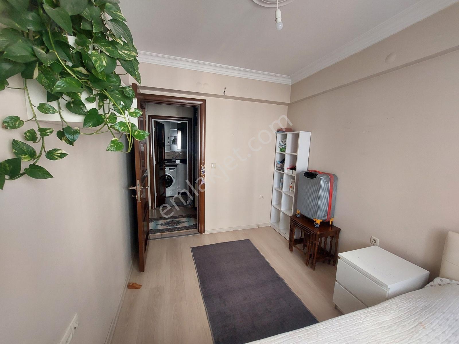 Acil Metro İstasyonu Karşısı D.gazlı Ebeveyn Banyolu 120m2 3+1 — fotoğraf 20