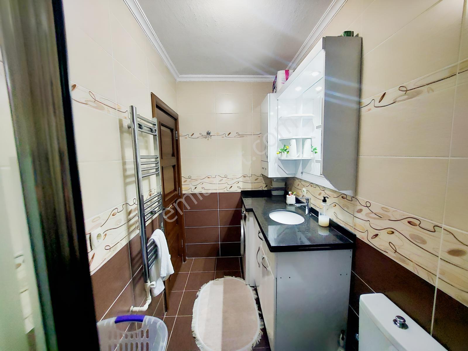 Acil Metro İstasyonu Karşısı D.gazlı Ebeveyn Banyolu 120m2 3+1 — fotoğraf 22
