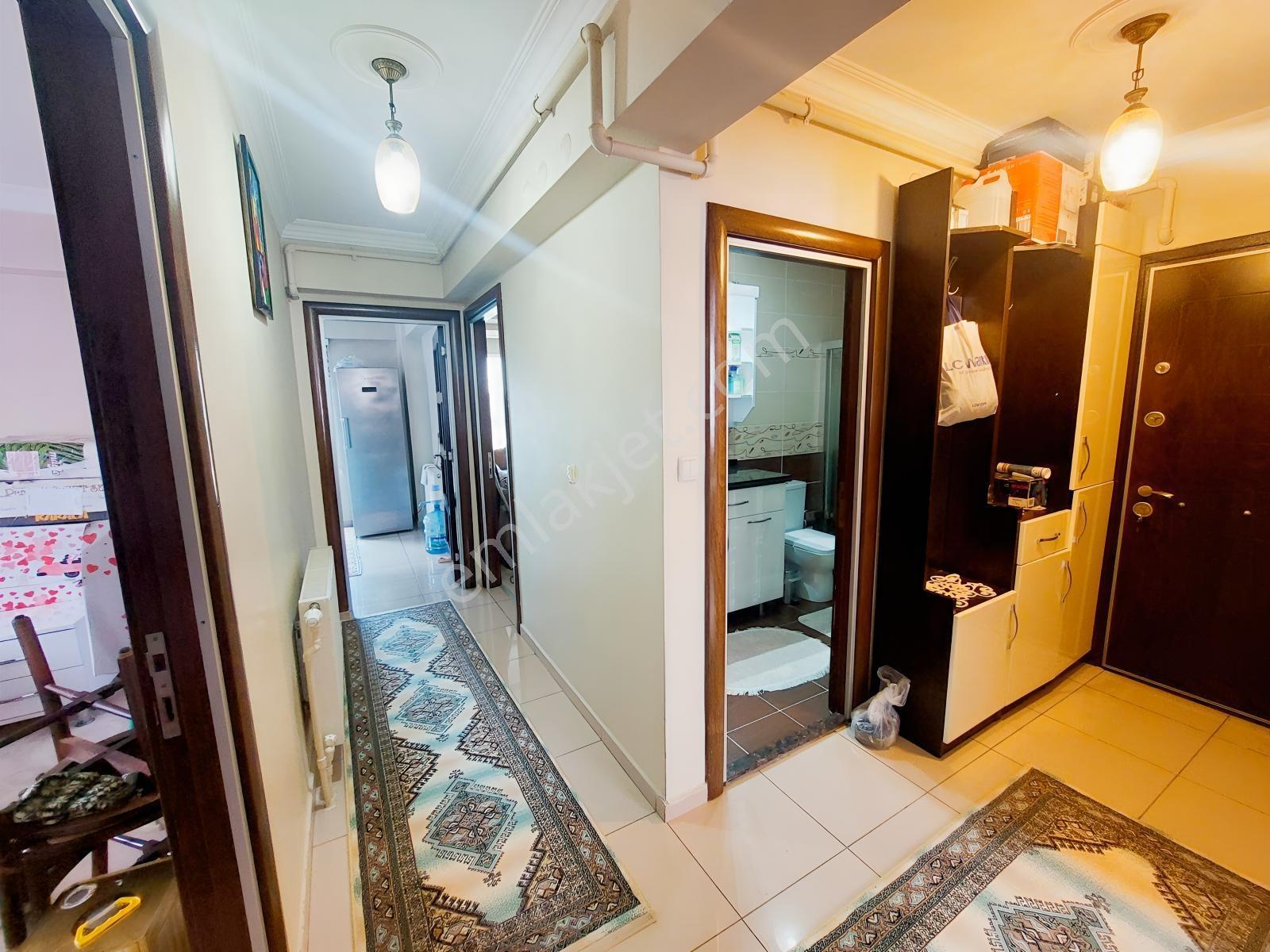 Acil Metro İstasyonu Karşısı D.gazlı Ebeveyn Banyolu 120m2 3+1 — fotoğraf 25