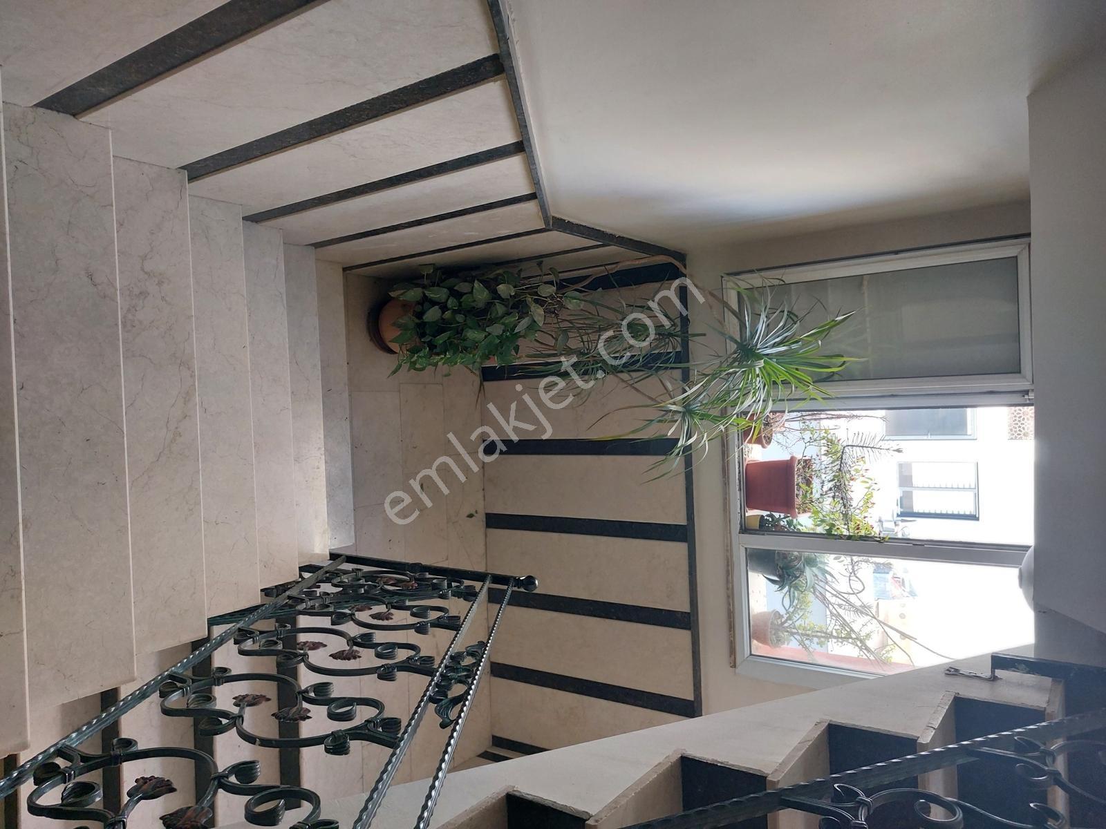 Acil Metro İstasyonu Karşısı D.gazlı Ebeveyn Banyolu 120m2 3+1 — fotoğraf 31