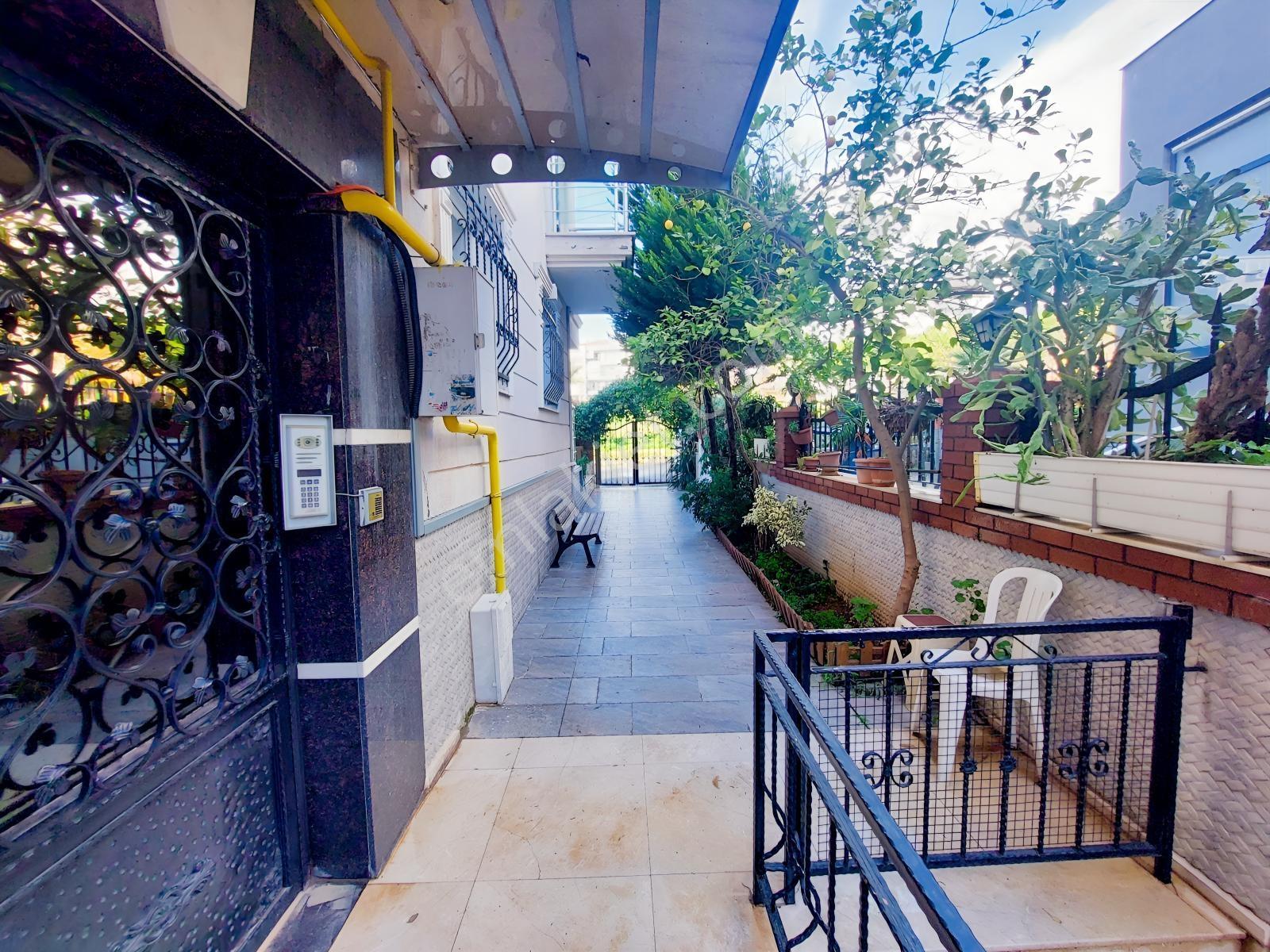 Acil Metro İstasyonu Karşısı D.gazlı Ebeveyn Banyolu 120m2 3+1 — fotoğraf 32