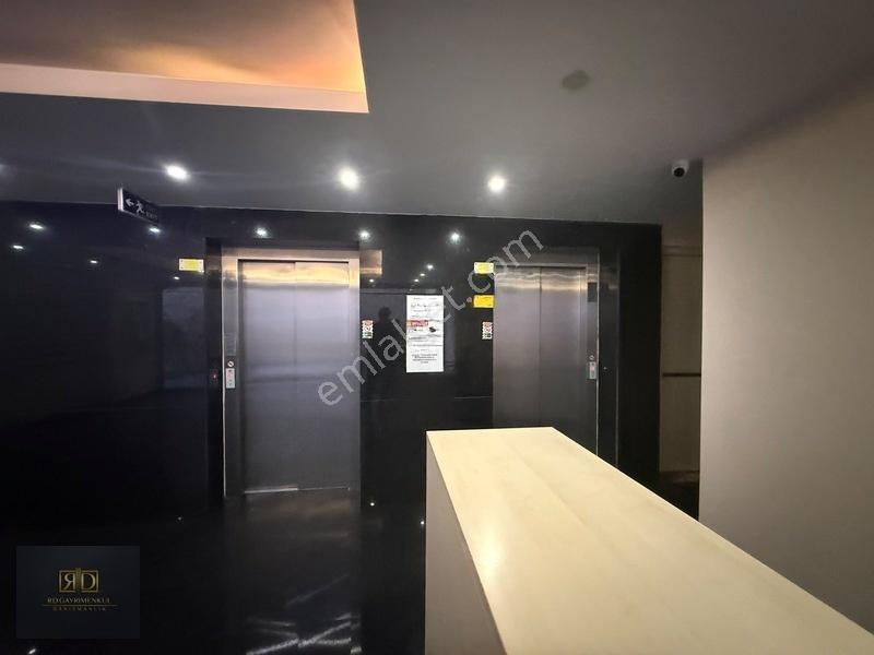 Rd'den Rosehıll Resıdence'da Şehir Manzaralı Kiracılı 2+1 Fırsat — fotoğraf 17