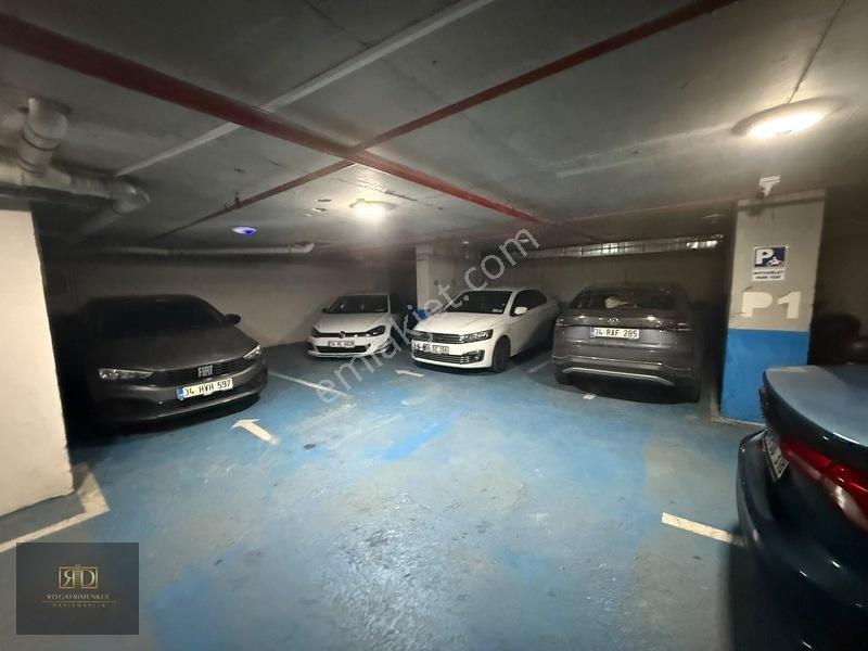 Rd'den Rosehıll Resıdence'da Şehir Manzaralı Kiracılı 2+1 Fırsat — fotoğraf 26