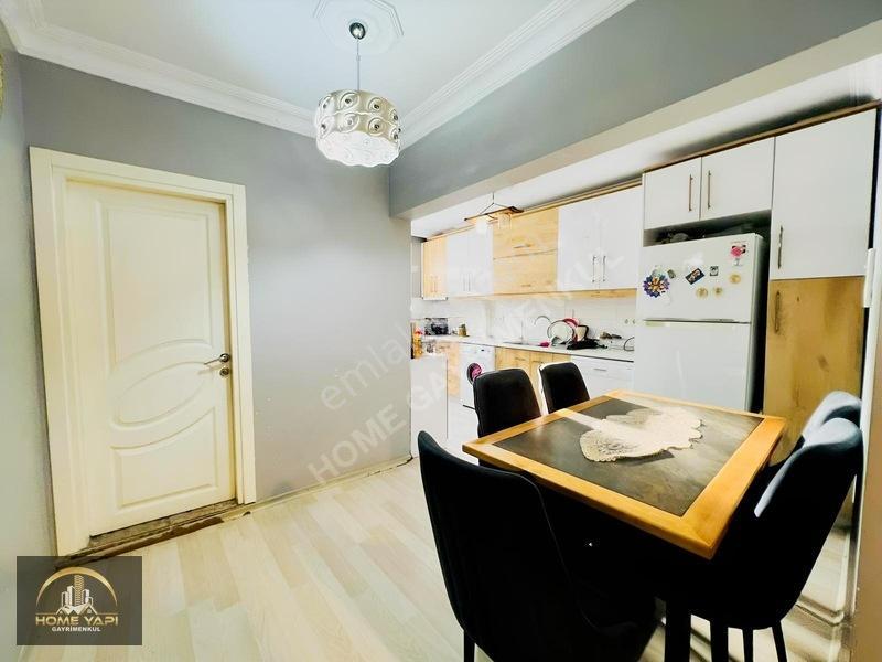 Home'dan İsmetpaşa Mah'de Acil Satılık Temiz 2+1 Ara Kat Daire.! — fotoğraf 25