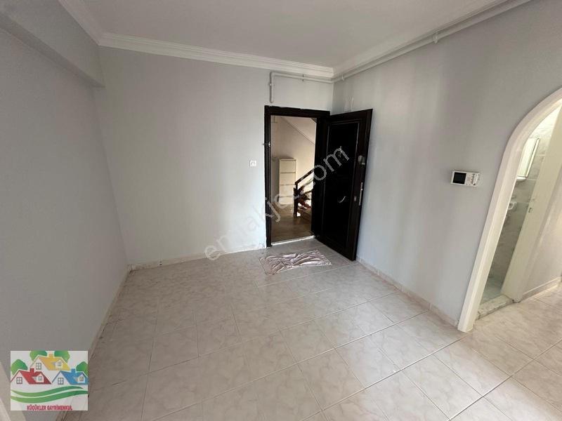 Karşıyaka Da Satılık Dublex Daire — fotoğraf 30