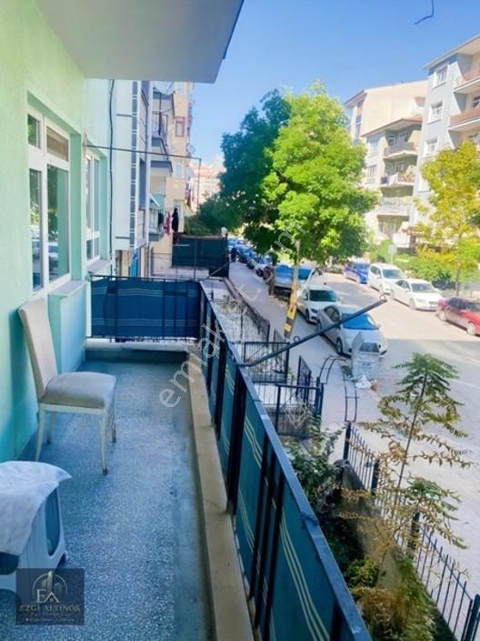 Metroya Yakın Ön Cephe 2+1 Satılık Daire