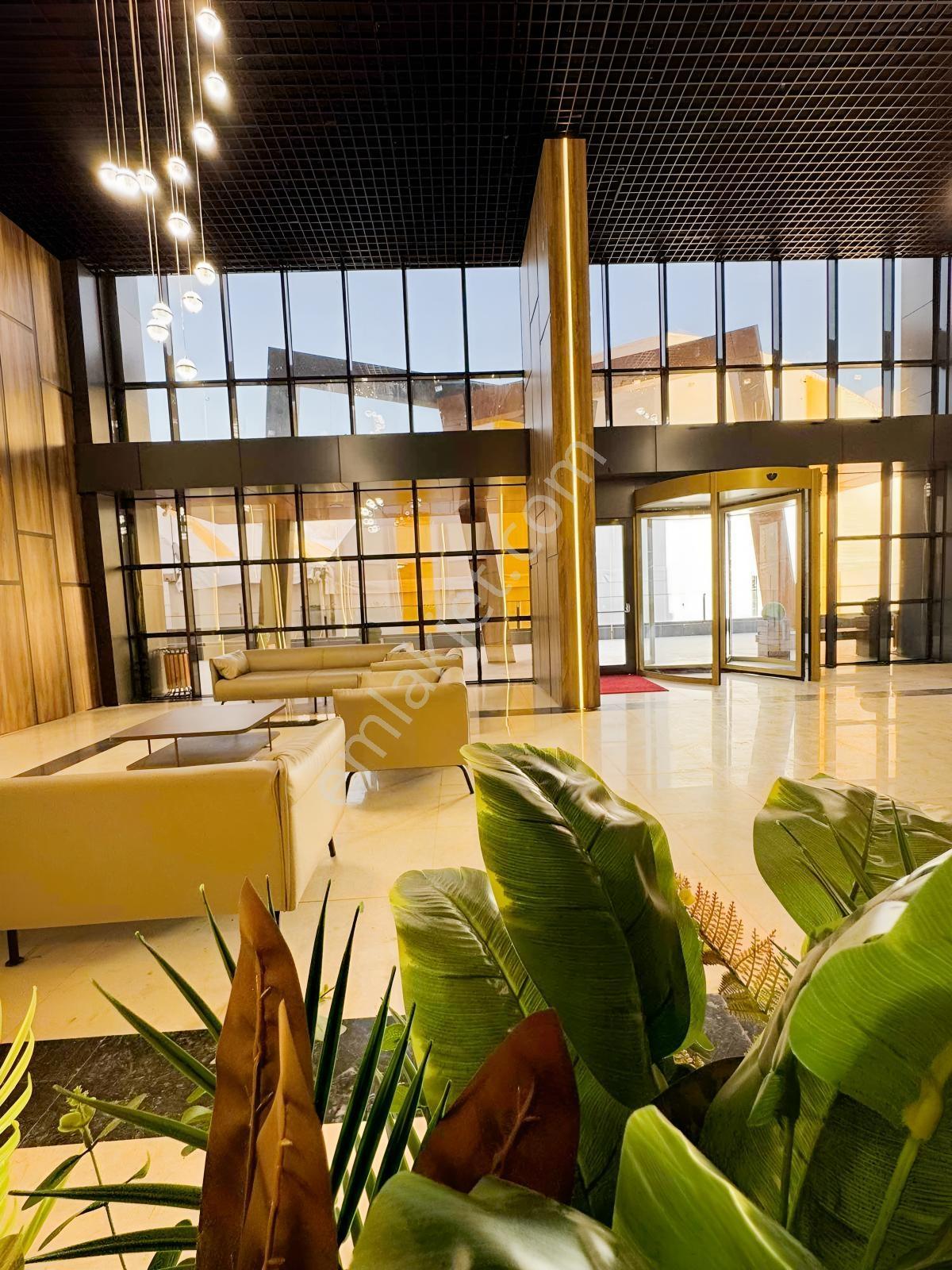Alipaşa Mahallesin"de Ofise Uygun | Uysal Centroda 55 M² 1+1 — fotoğraf 7