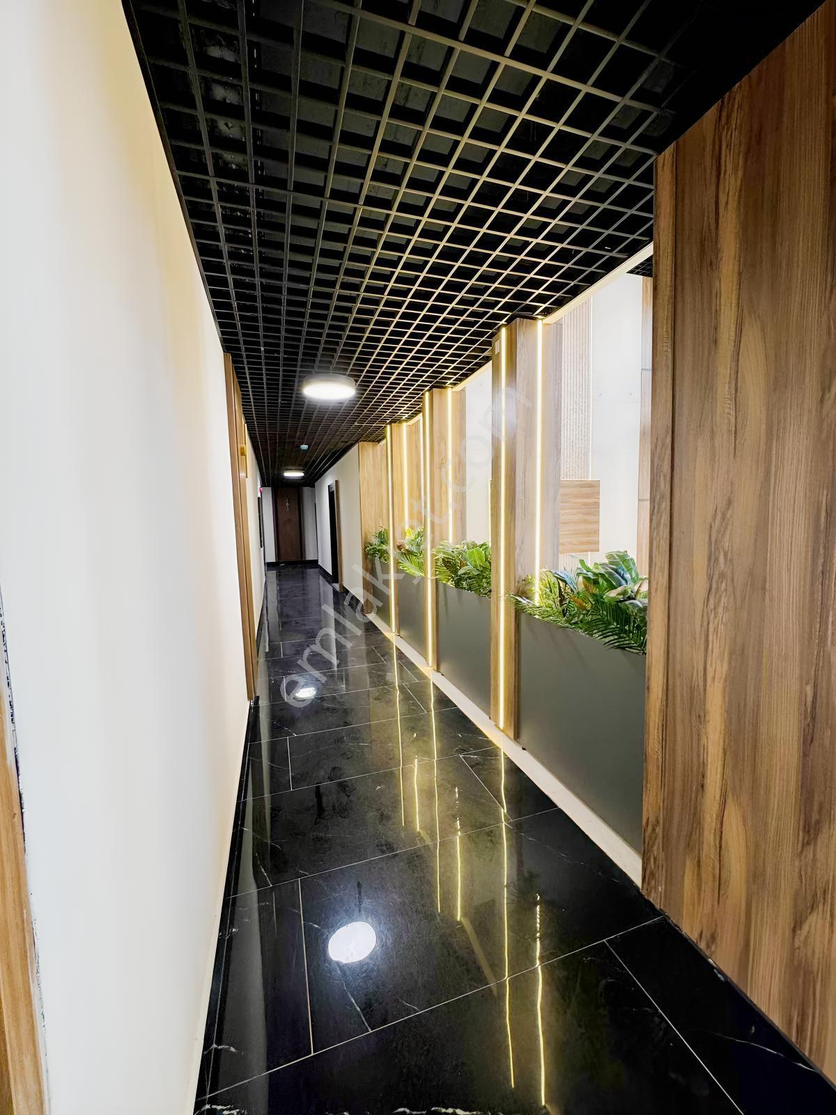 Alipaşa Mahallesin"de Ofise Uygun | Uysal Centroda 55 M² 1+1 — fotoğraf 10