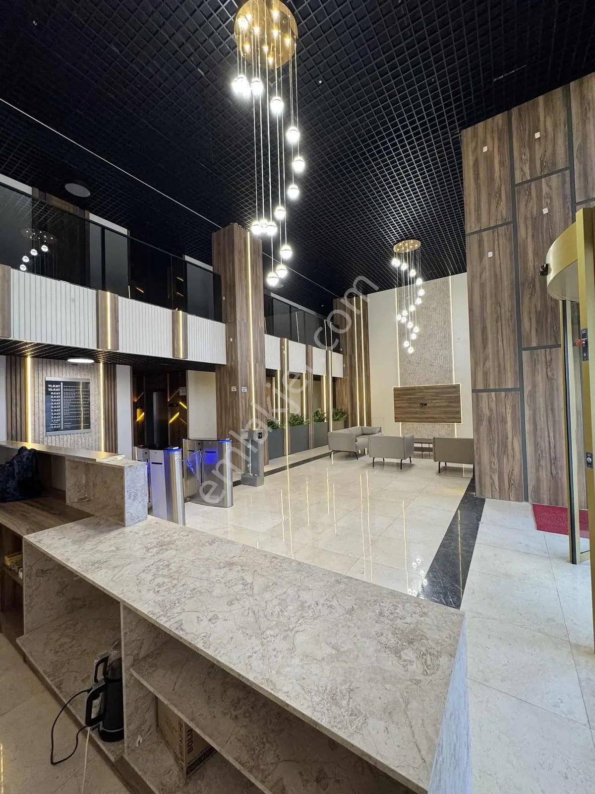Alipaşa Mahallesin"de Ofise Uygun | Uysal Centroda 55 M² 1+1 — fotoğraf 12