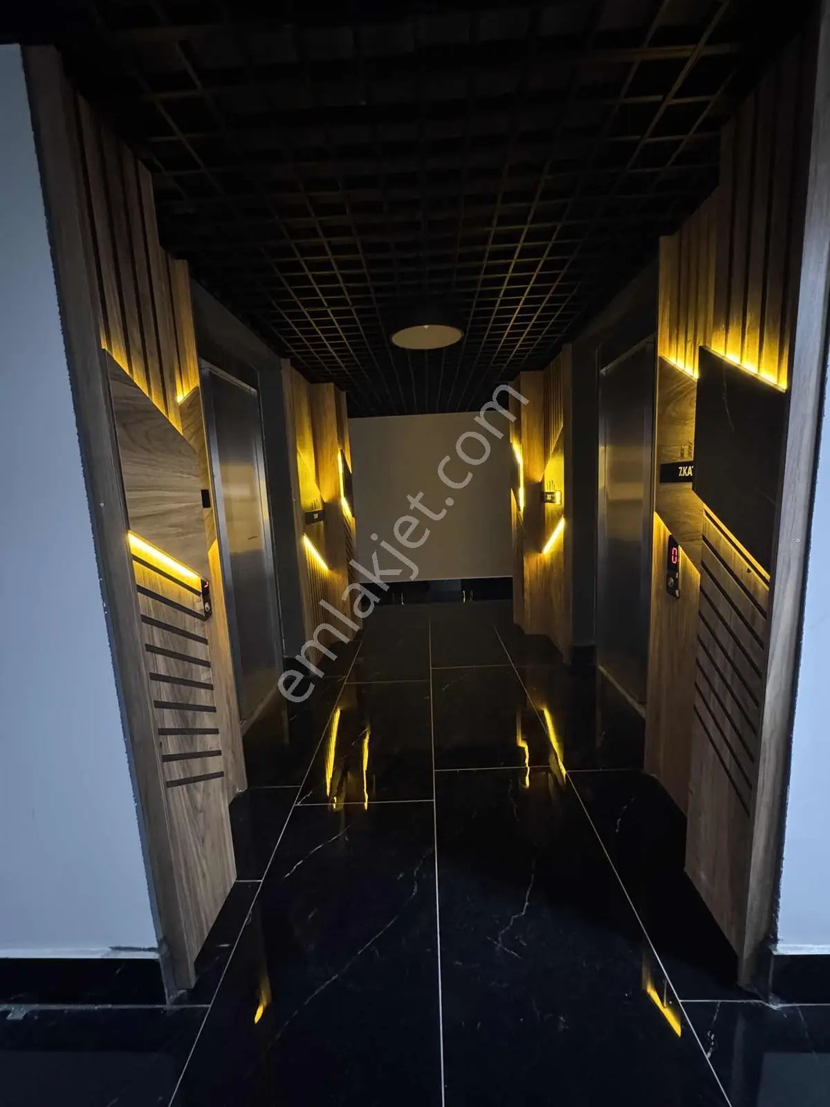 Alipaşa Mahallesin"de Ofise Uygun | Uysal Centroda 55 M² 1+1 — fotoğraf 15