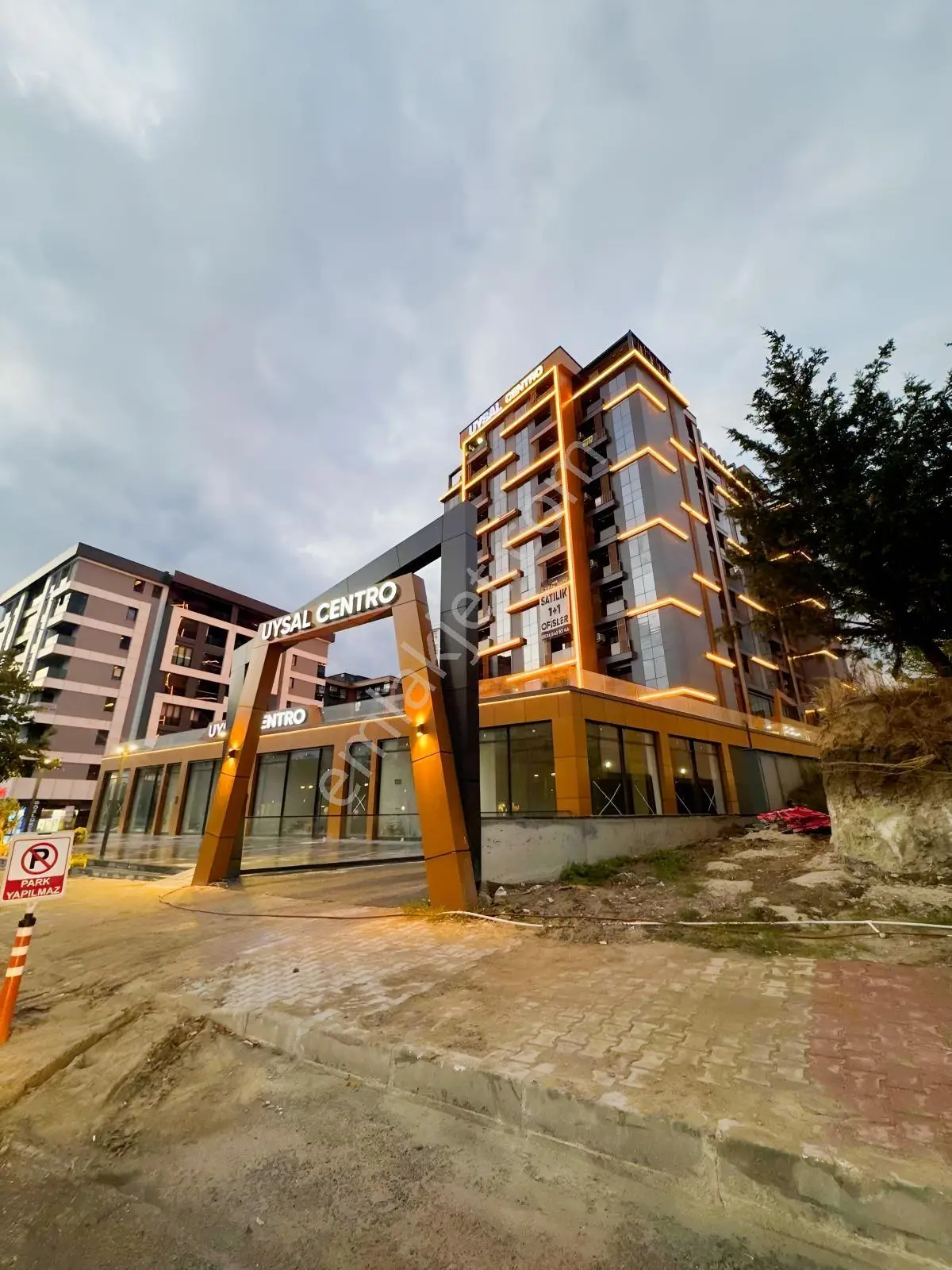 Alipaşa Mahallesin"de Ofise Uygun | Uysal Centroda 55 M² 1+1 — fotoğraf 33