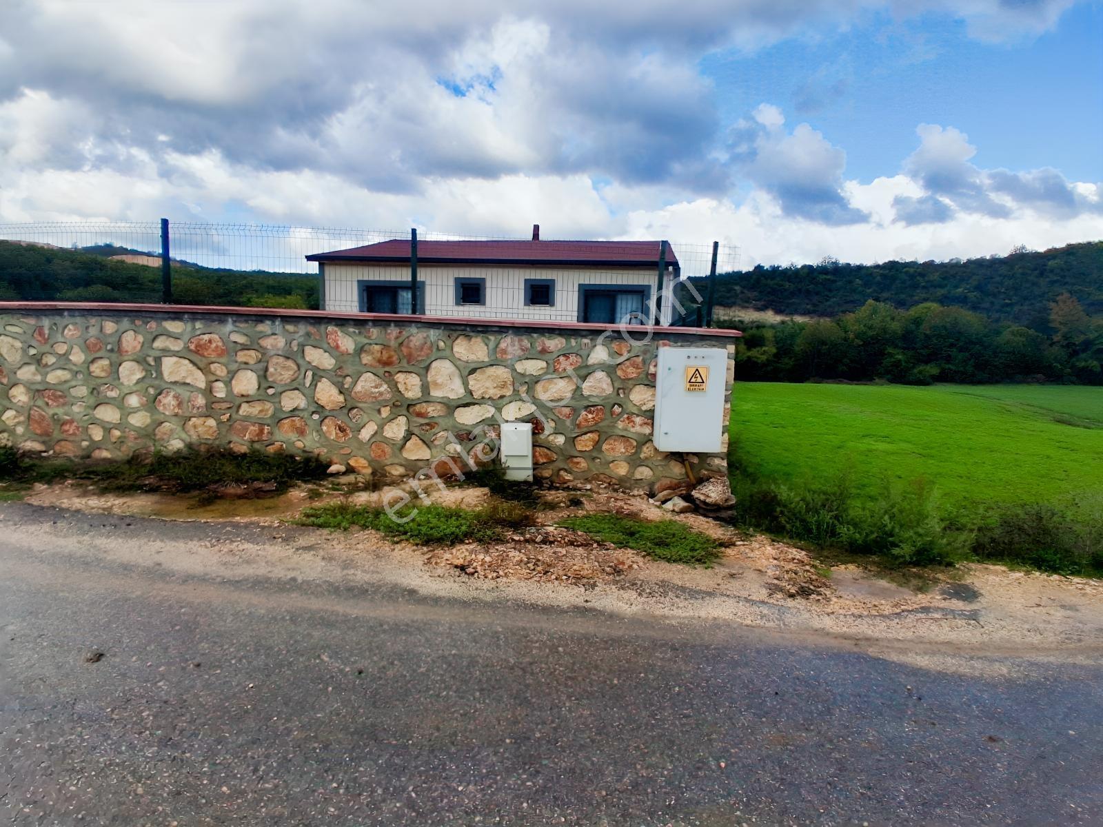 Körfez Kutluca'da Asfalt Kenarı 5318 M2 Yapılaşmaya Uygun Tarla — fotoğraf 7