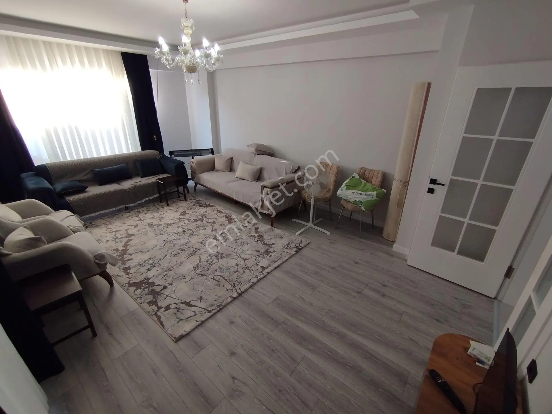 Yeski Emlâk İnşaattan Satılık 3+1 Daire Caddeye Cephe — fotoğraf 9