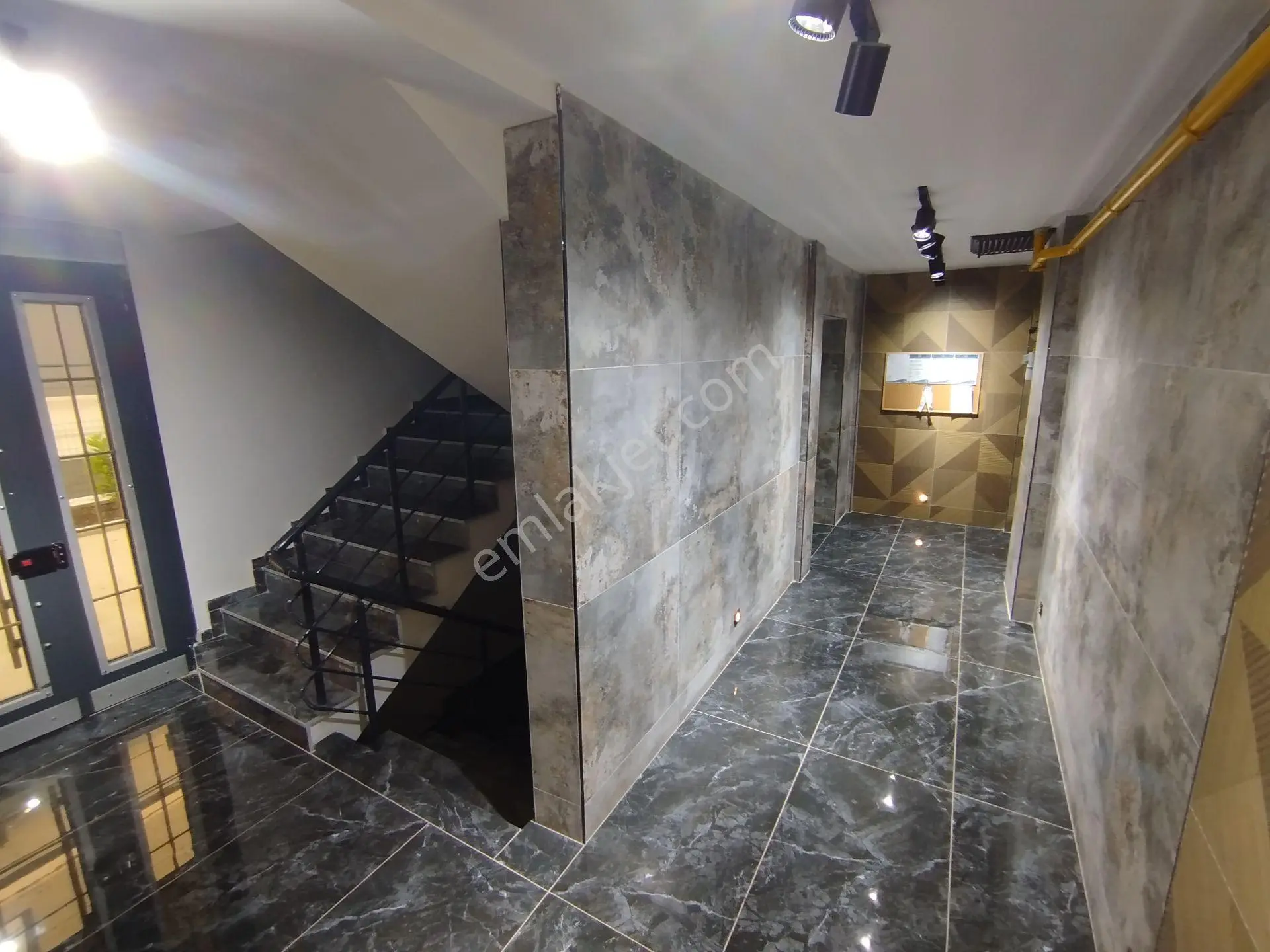 Yeski Emlâk İnşaattan Satılık 3+1 Daire Caddeye Cephe — fotoğraf 36