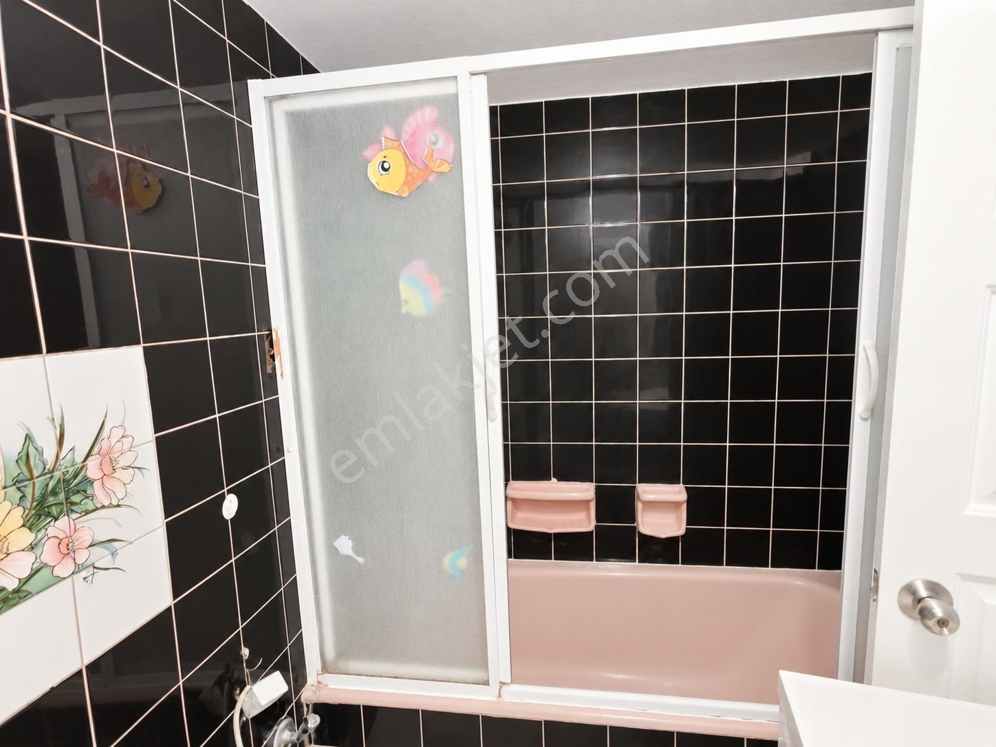 Göztepe Mithatpaşa Caddesinde | 192 M² | 4+1 | Satılık Daire — fotoğraf 19