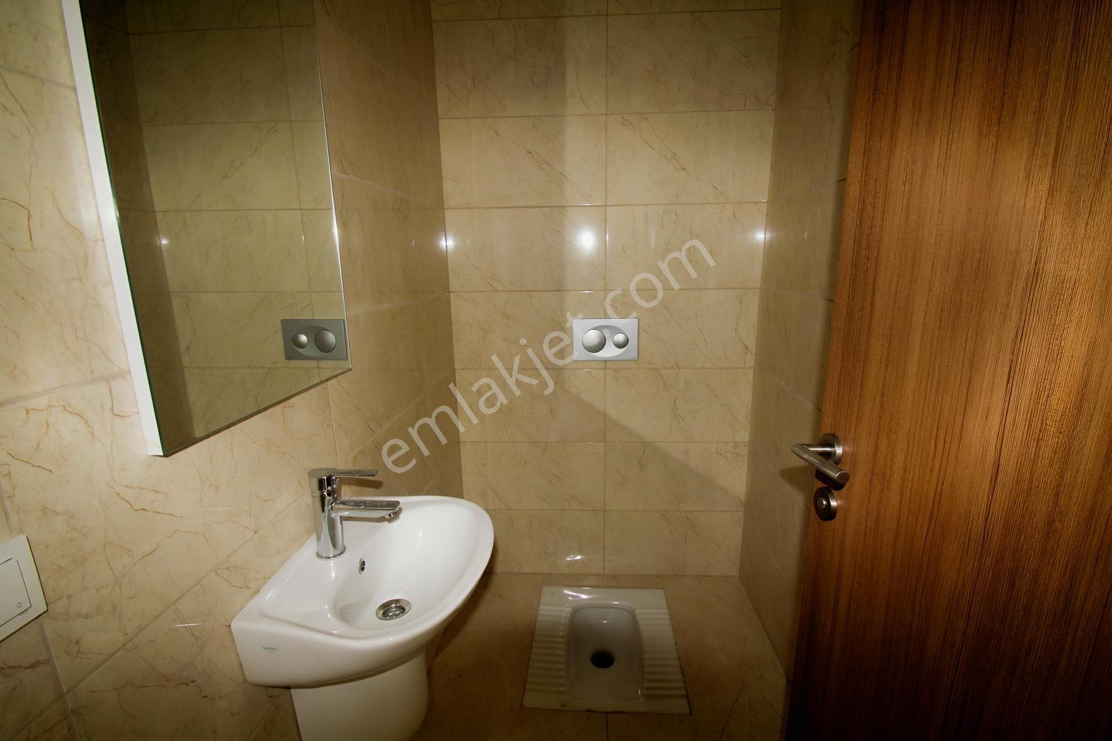 Çiğdem Emlak'tan Locamahalde Hiç Kullanılmamış Satılık 3+1 Daire — fotoğraf 14