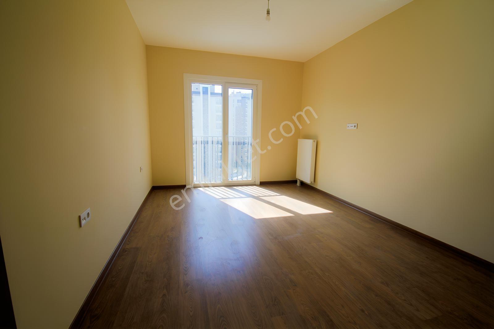 Çiğdem Emlak'tan Locamahalde Hiç Kullanılmamış Satılık 3+1 Daire — fotoğraf 22