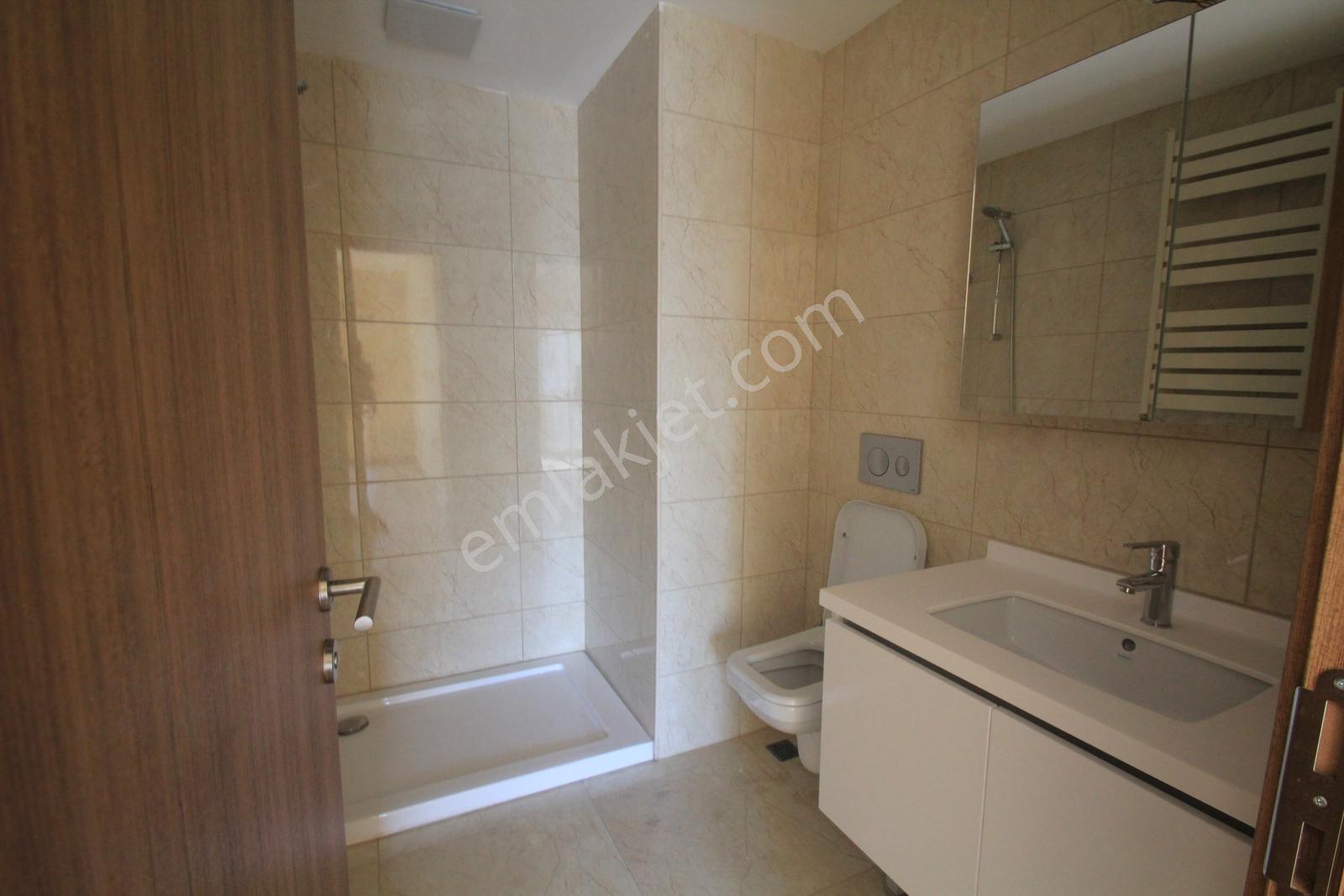 Çiğdem Emlak'tan Locamahalde Hiç Kullanılmamış Satılık 3+1 Daire — fotoğraf 26