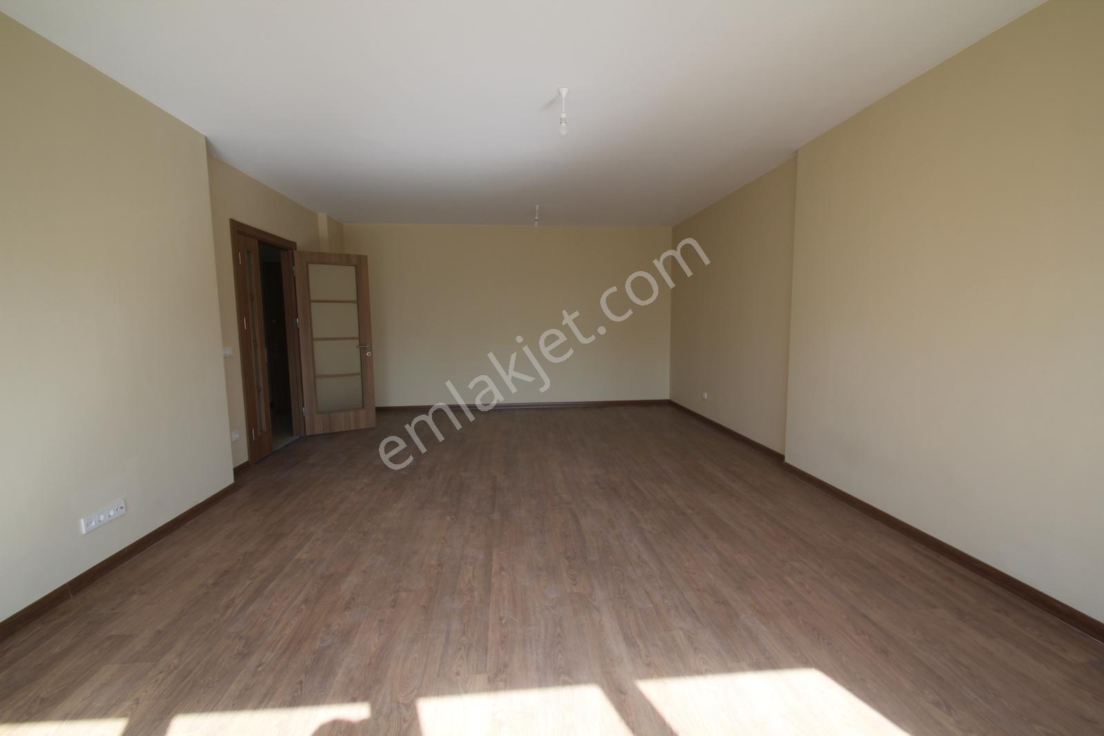 Çiğdem Emlak'tan Locamahalde Hiç Kullanılmamış Satılık 3+1 Daire — fotoğraf 33