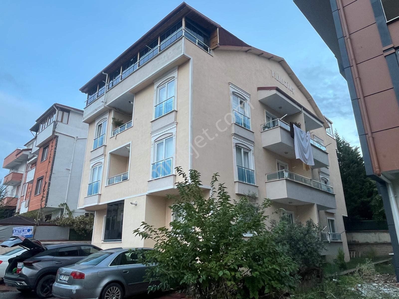 Derince Yenikent Yakını220 M² 4+1 Teraslı Çatı Dubleksi — fotoğraf 3