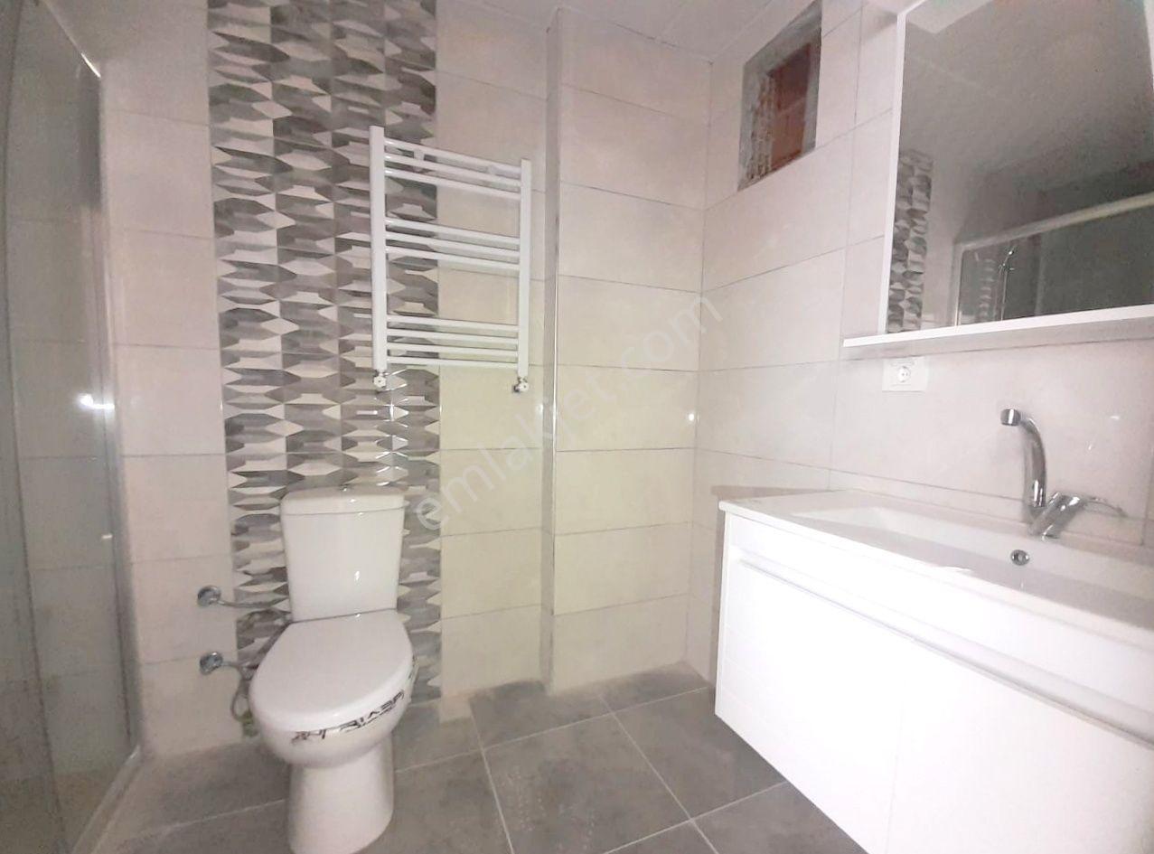 Mertcan'dan Havuzlu Güvenlikli Sitede Ara Kat 2+1 Daire — fotoğraf 15