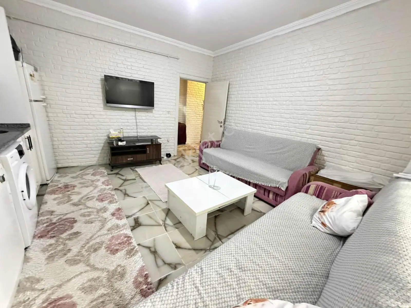 Cadde Dibinde Yeni Bina Full Eşyalı 1+1 Temiz Lüks Daire ..!!! — fotoğraf 6