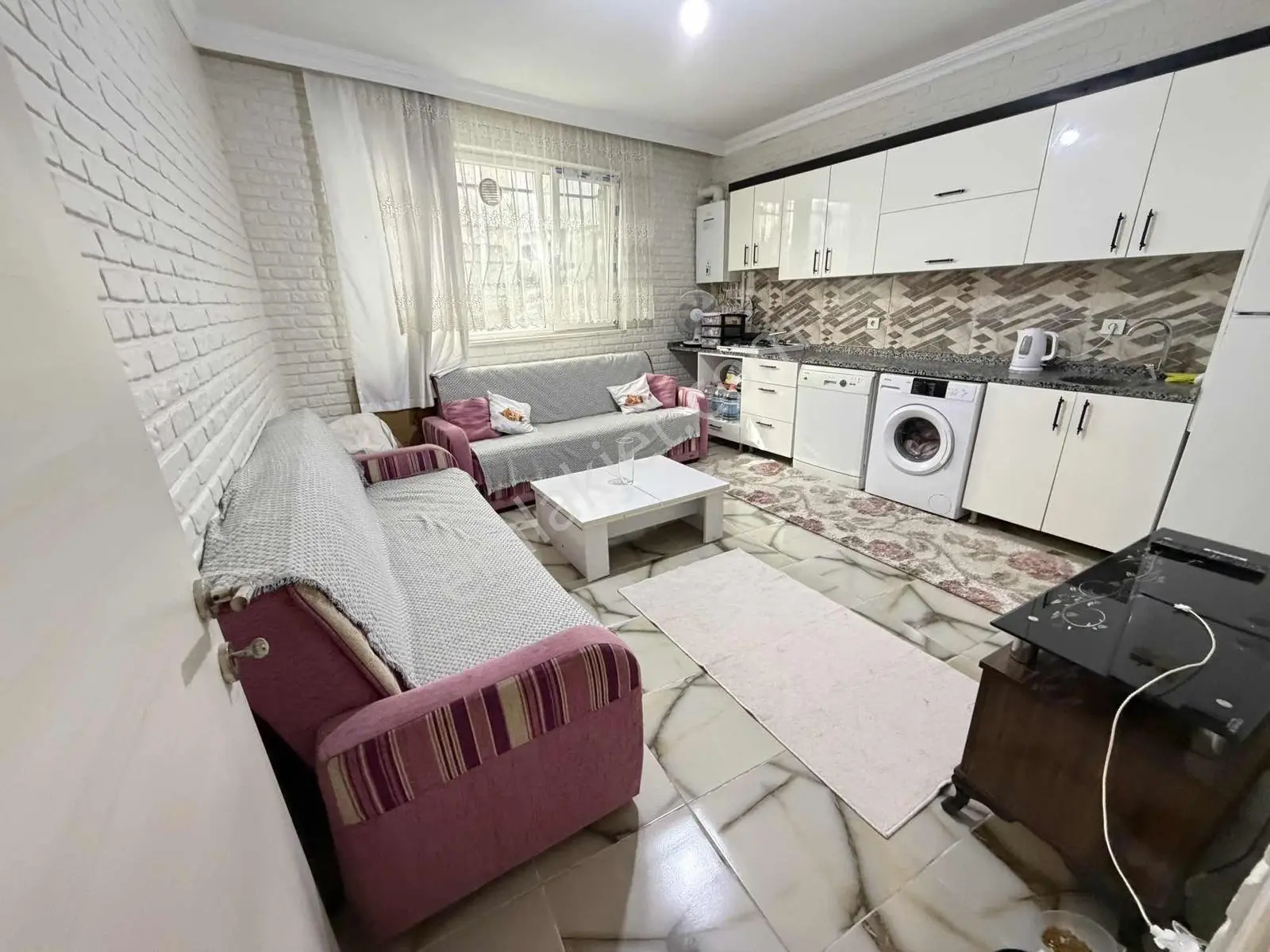Cadde Dibinde Yeni Bina Full Eşyalı 1+1 Temiz Lüks Daire ..!!! — fotoğraf 7