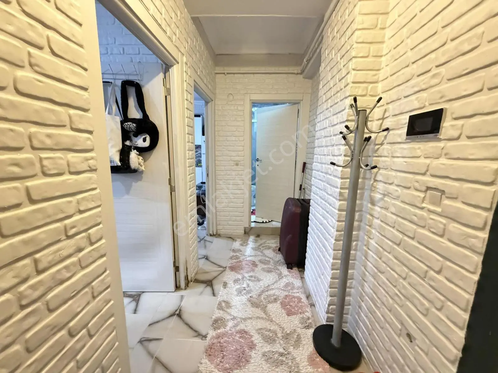 Cadde Dibinde Yeni Bina Full Eşyalı 1+1 Temiz Lüks Daire ..!!! — fotoğraf 9