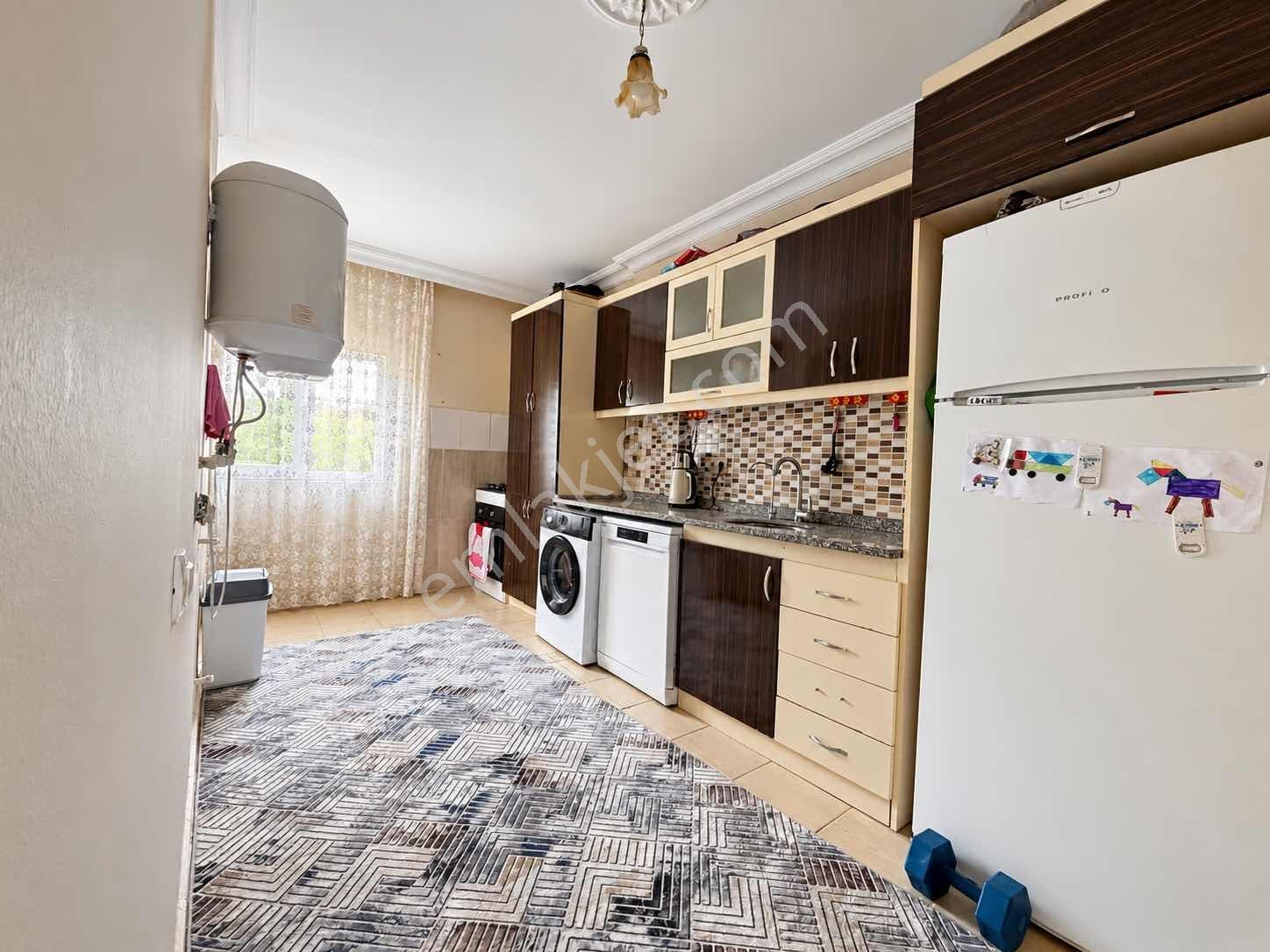 Gerçek Yüksek Giriş 100 M2 2+1 Ayrı Mutfak Otoparklı Doğalgazlı — fotoğraf 3