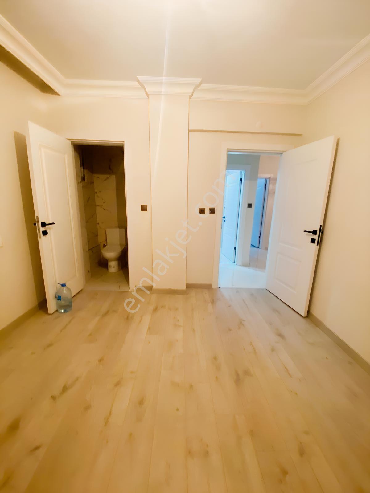 Necip Emlaktan Satılık Arsa Tapulu Komle Yenilenmiş 2+1 Daire — fotoğraf 3