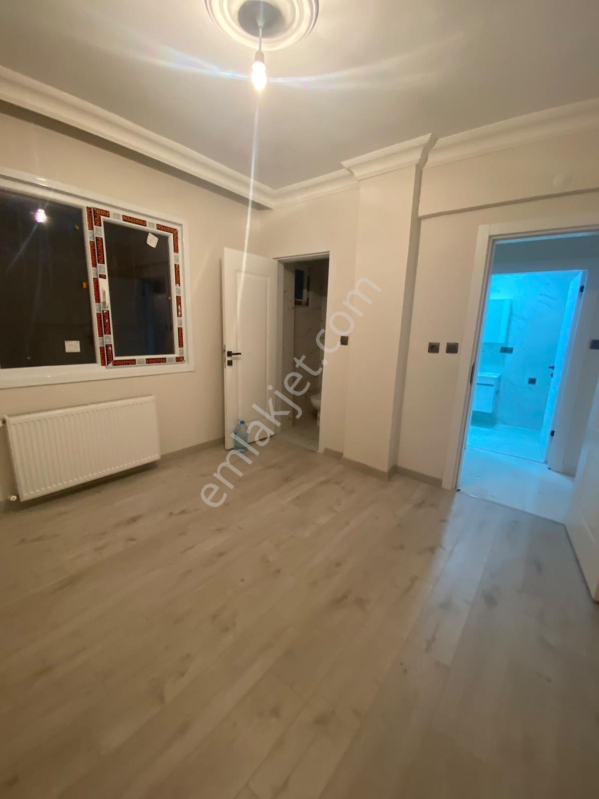 Necip Emlaktan Satılık Arsa Tapulu Komle Yenilenmiş 2+1 Daire — fotoğraf 6