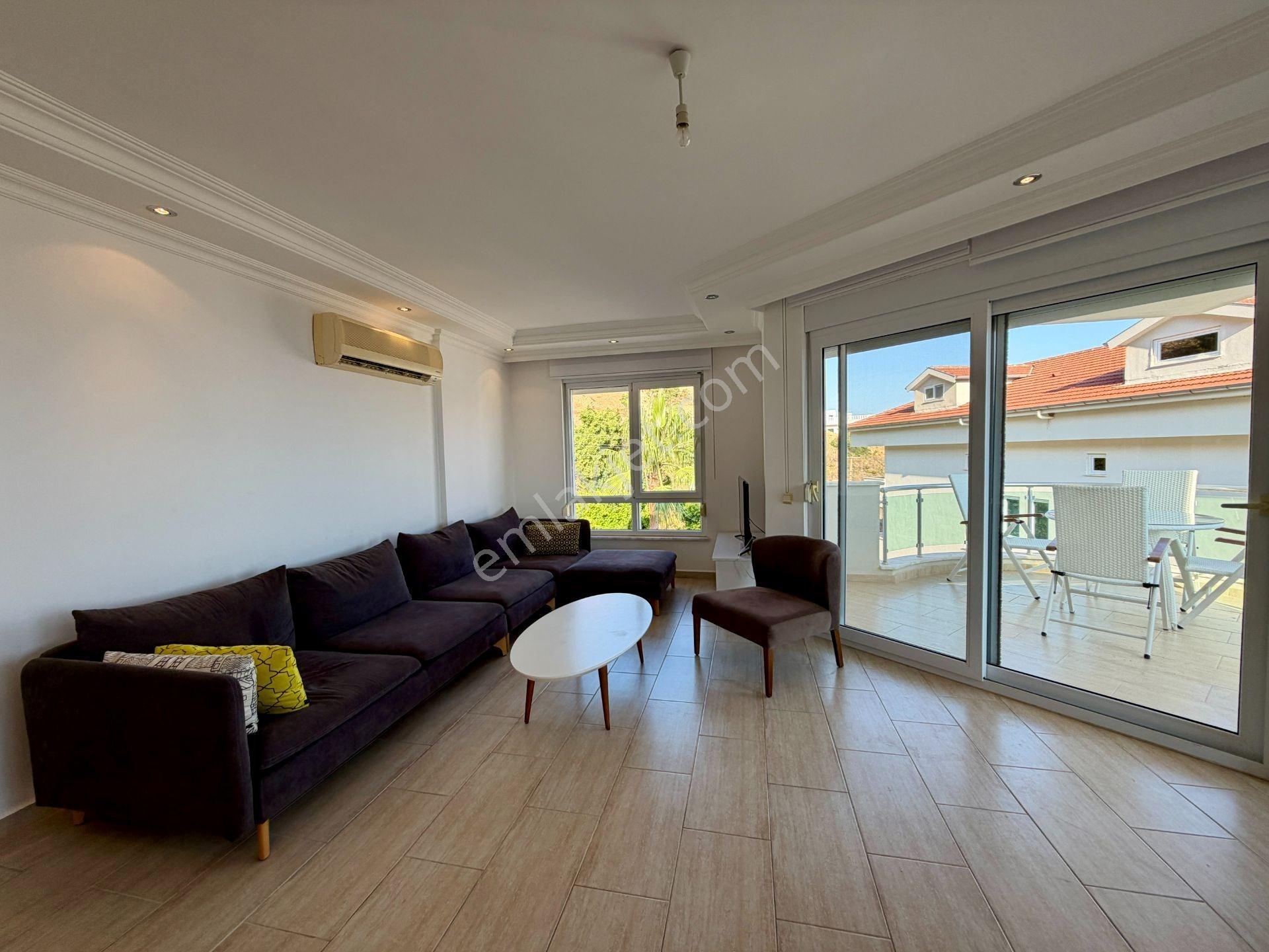 Alanya Kleopatra’da Panoramik Deniz Manzaralı Full Eşyalı 3+1 Penthouse — fotoğraf 2