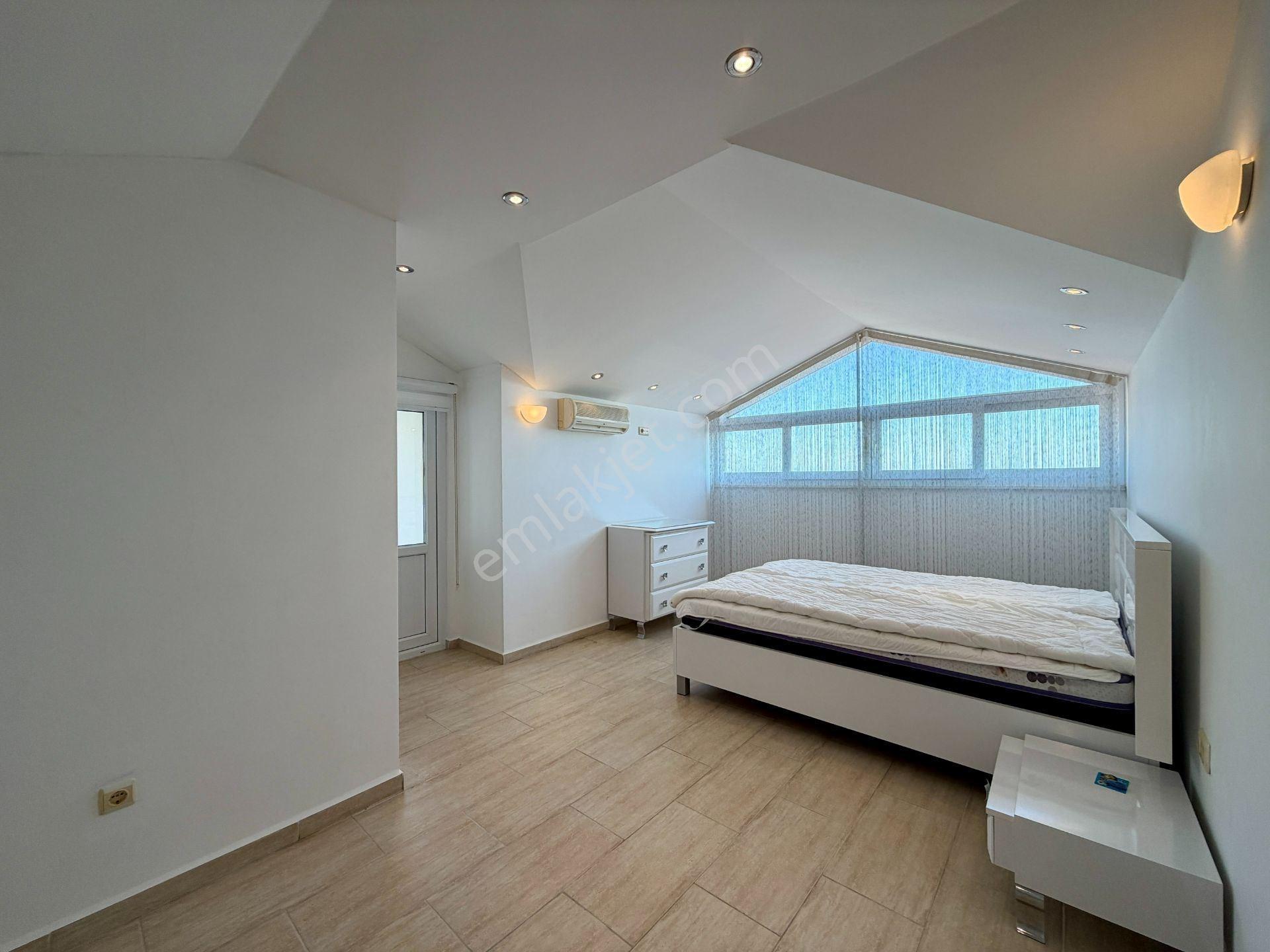 Alanya Kleopatra’da Panoramik Deniz Manzaralı Full Eşyalı 3+1 Penthouse — fotoğraf 9