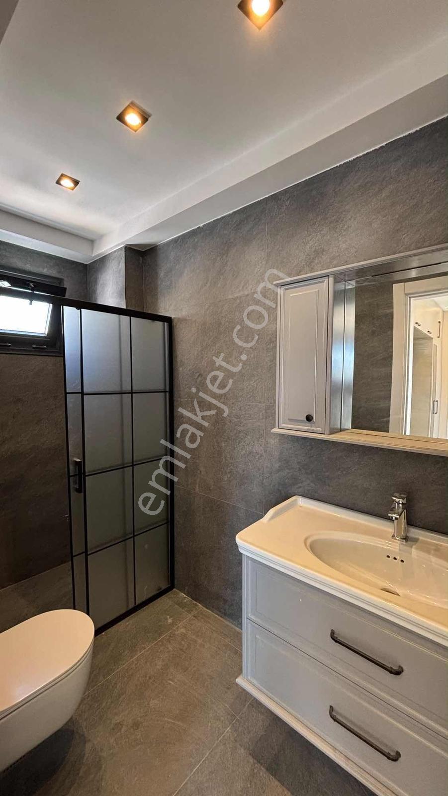 Views Emlak'tan Kuşadasında Müstakil Hamam Sauna Havuzlu Villa — fotoğraf 21