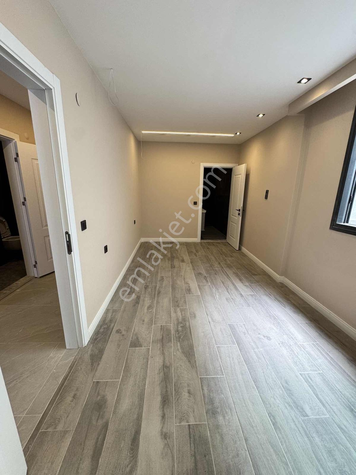 Views Emlak'tan Kuşadasında Müstakil Hamam Sauna Havuzlu Villa — fotoğraf 31