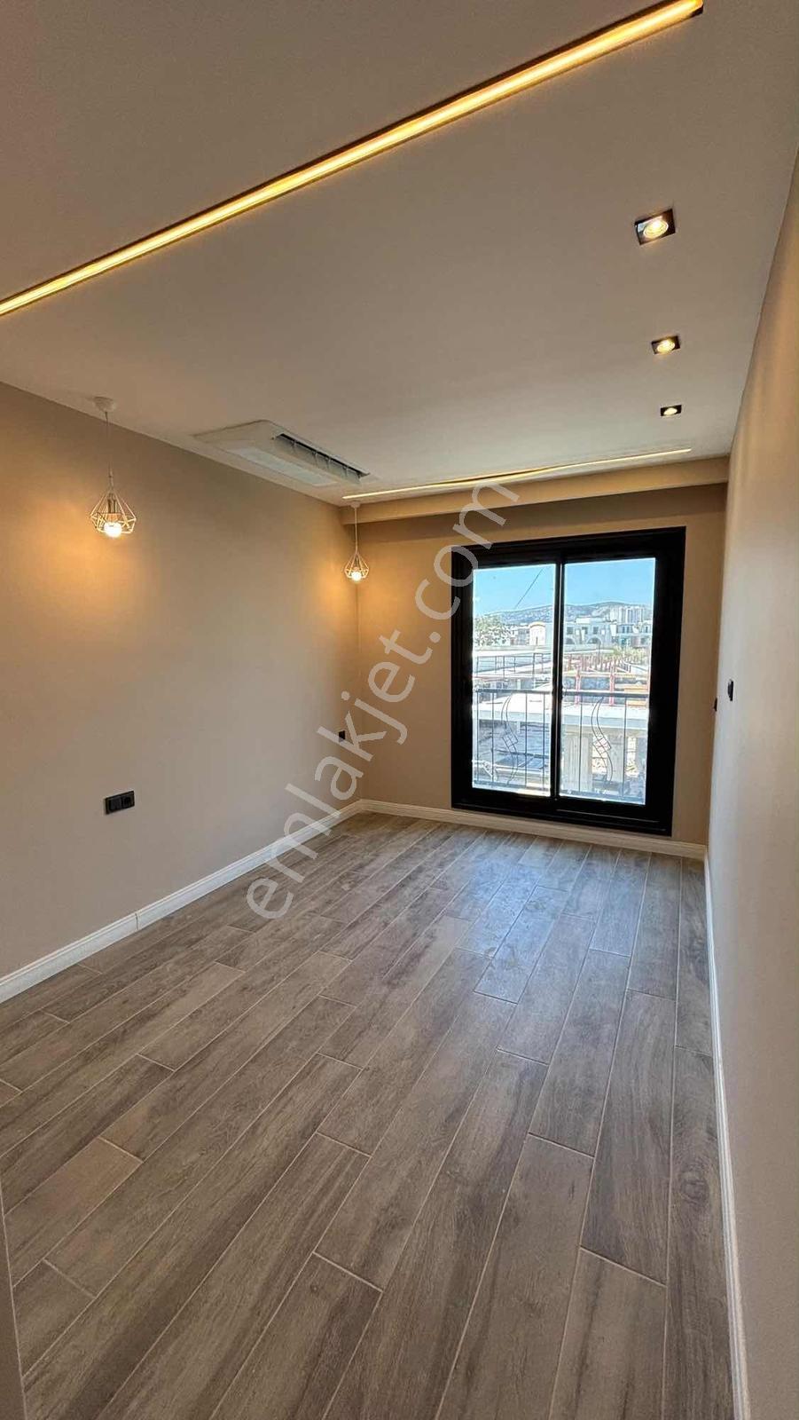 Views Emlak'tan Kuşadasında Müstakil Hamam Sauna Havuzlu Villa — fotoğraf 34