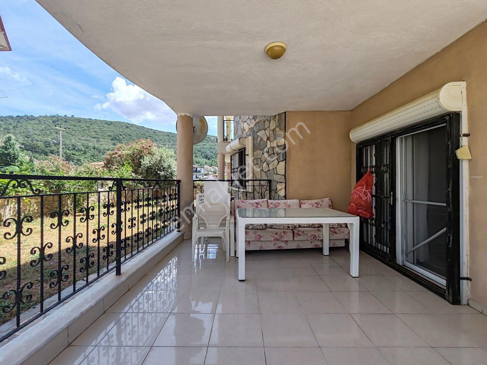Merkezi Konumlu , Havuzlu Site İçi ,bahçe Kat 3+1 Daire — fotoğraf 10
