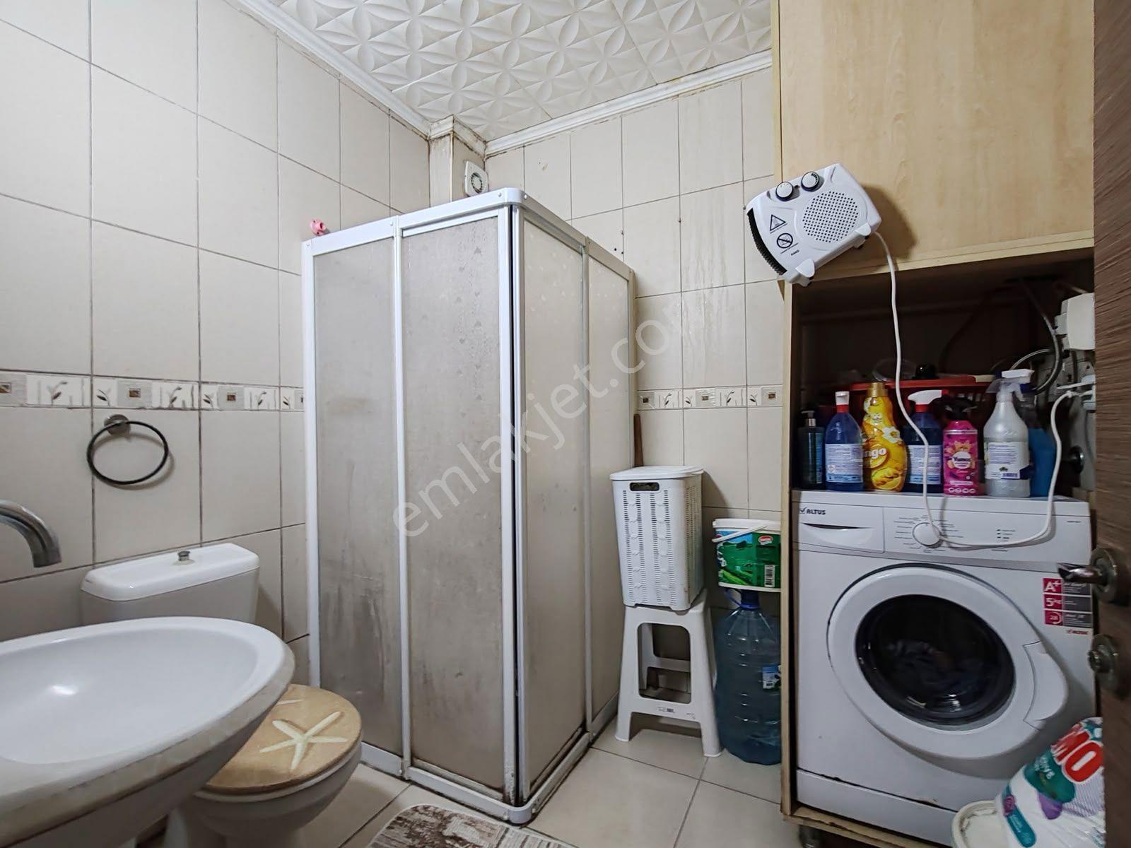 Merkezi Konumlu , Havuzlu Site İçi ,bahçe Kat 3+1 Daire — fotoğraf 15