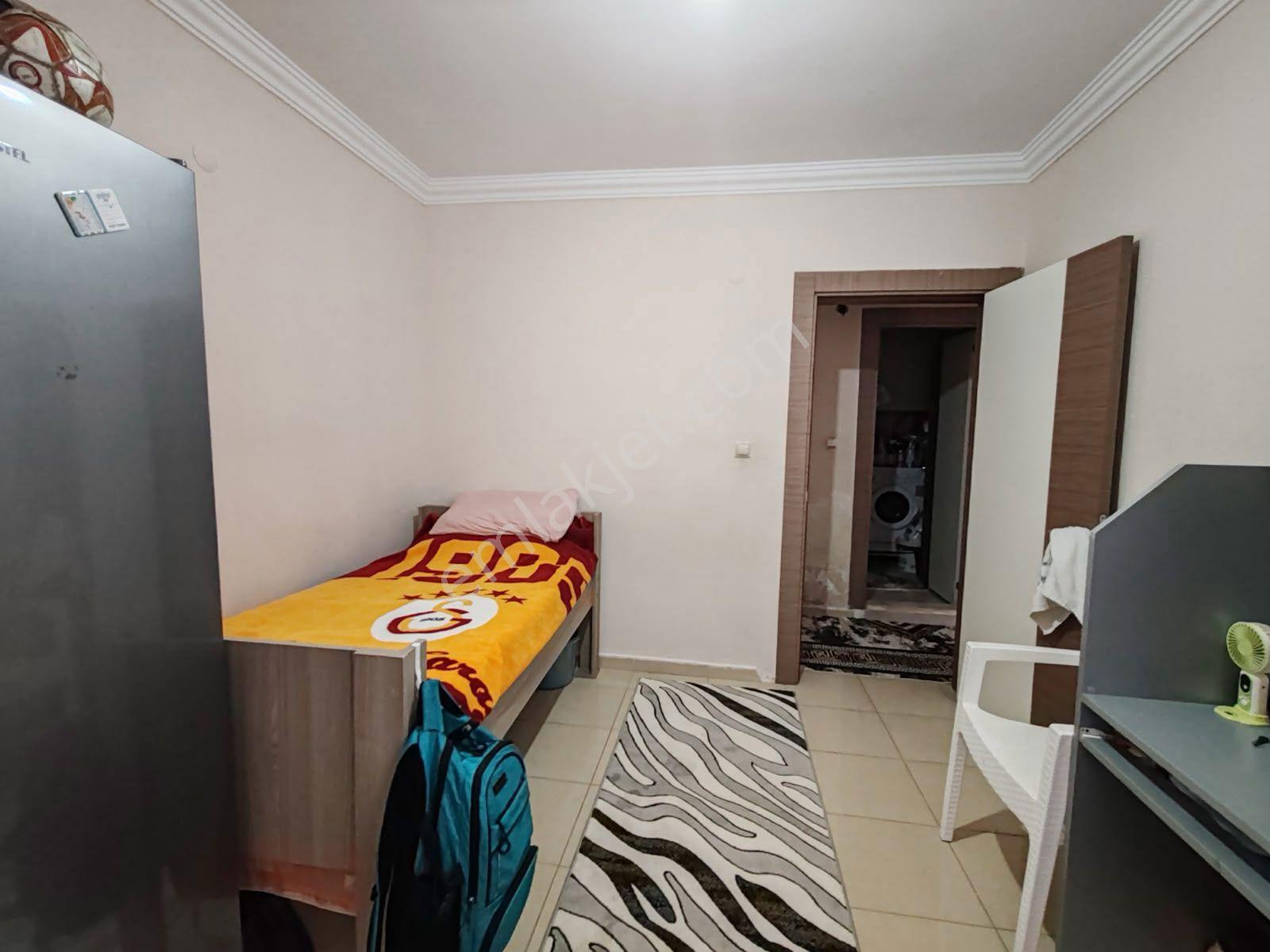 Merkezi Konumlu , Havuzlu Site İçi ,bahçe Kat 3+1 Daire — fotoğraf 19
