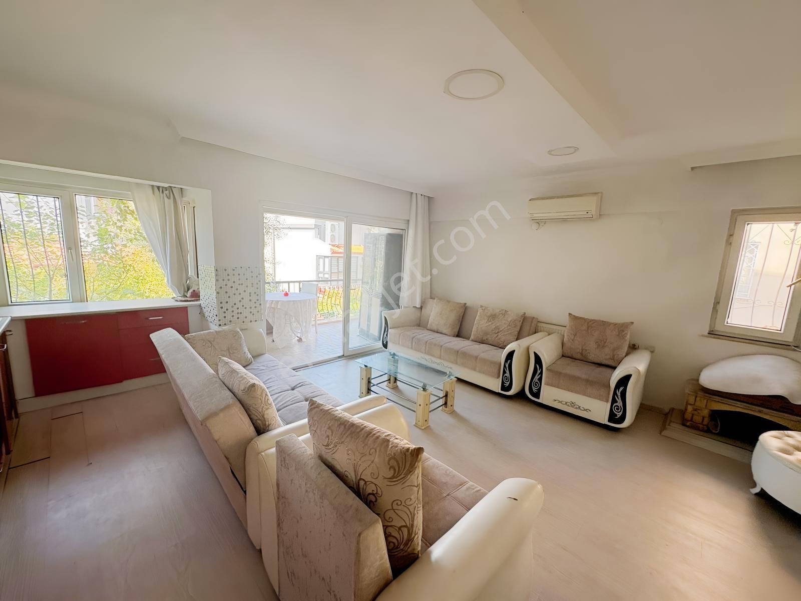 Kuşadası Merkezde Marinaya 2 Dakika | 8+1, 4 Katlı Bahçeli Villa — fotoğraf 18