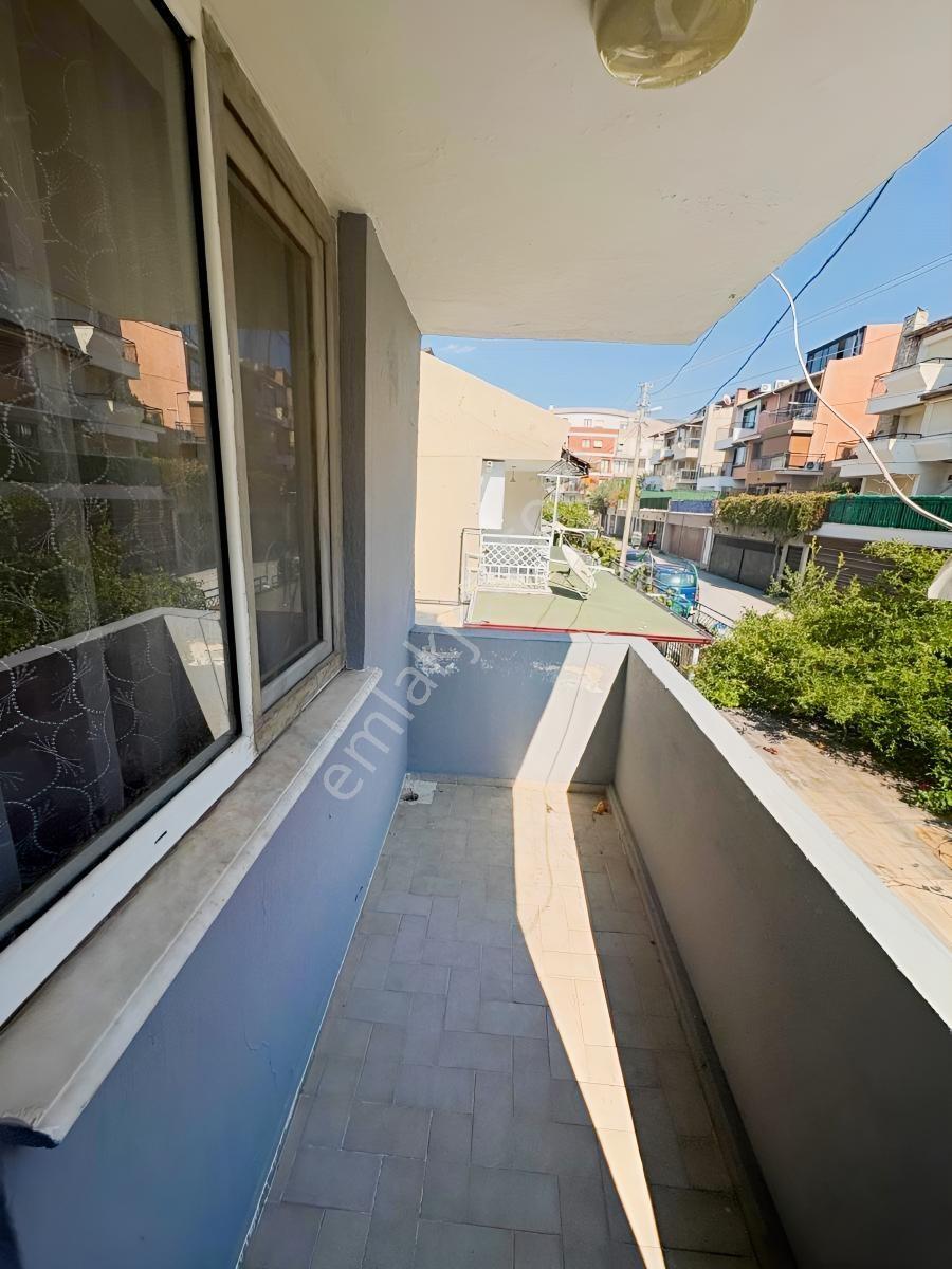 Kuşadası Merkezde Marinaya 2 Dakika | 8+1, 4 Katlı Bahçeli Villa — fotoğraf 24